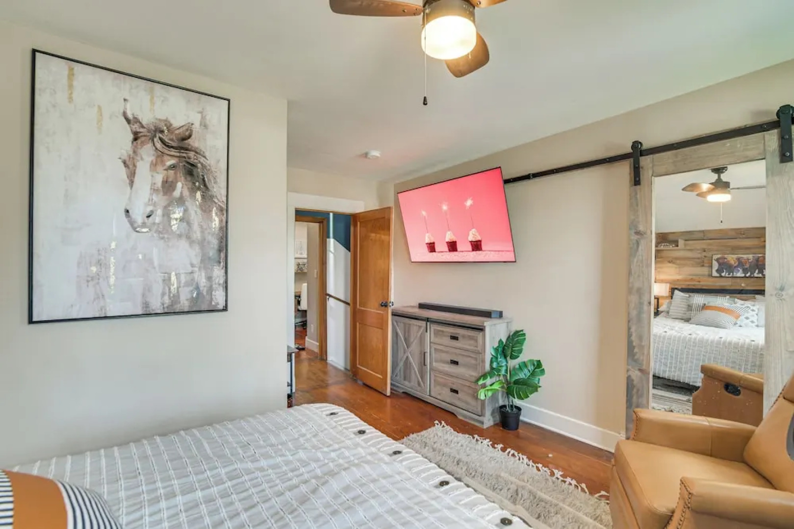 Modern Casselton Vacation Rental: 22 Mi to Fargo!