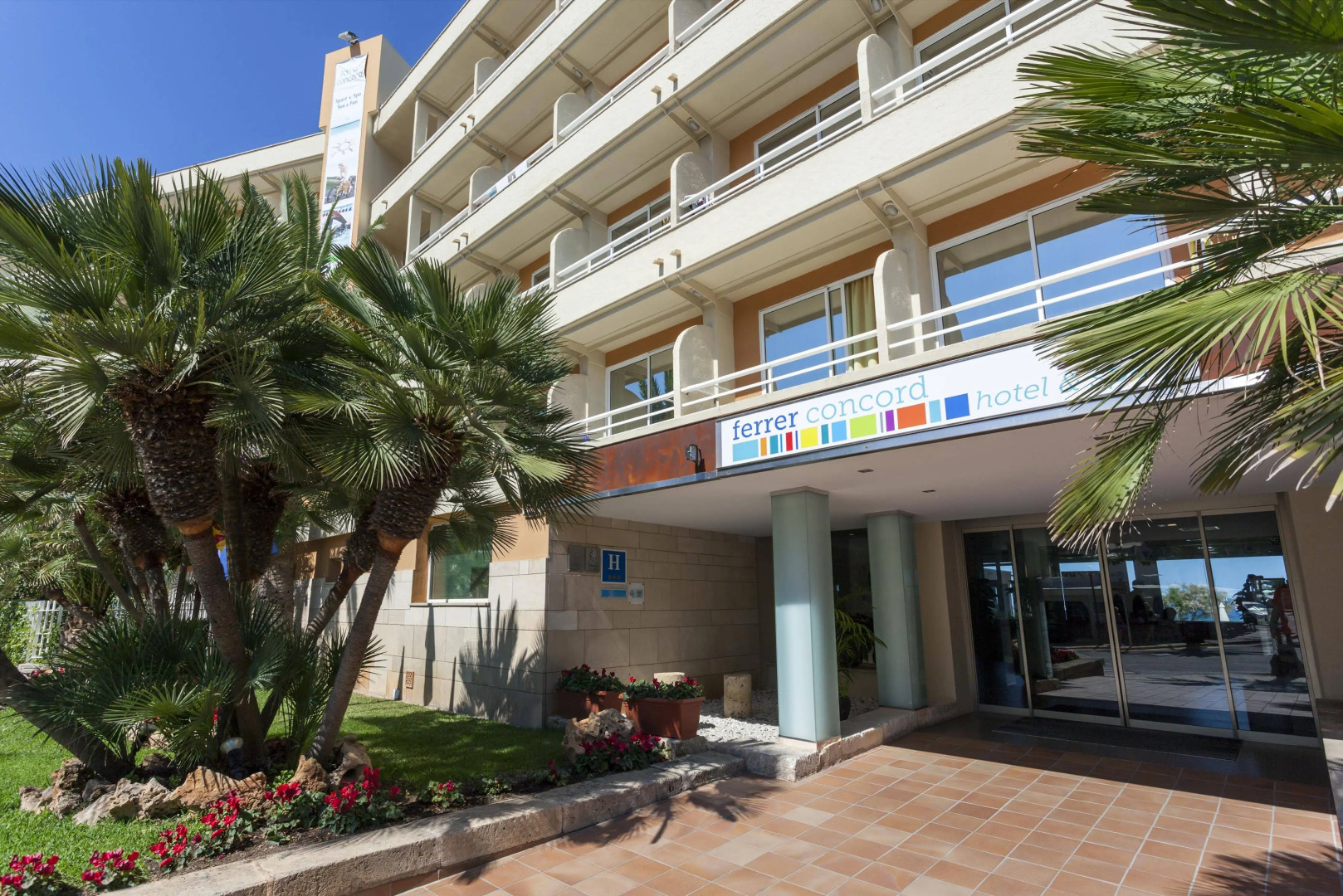 Caprice Concord Hotel & Spa