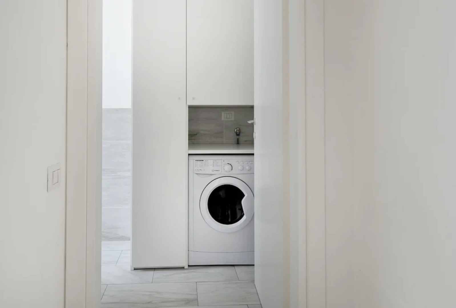 AT Home Heart of Milan - City Apartment