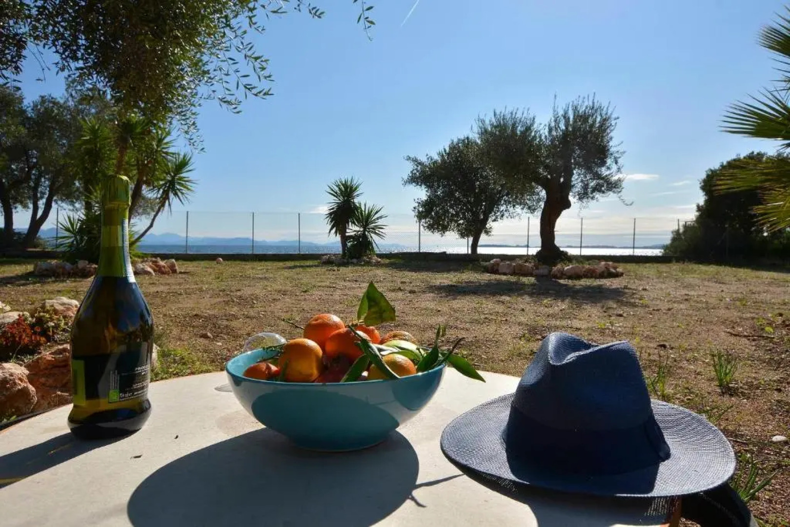 Renata Rooms & Studios