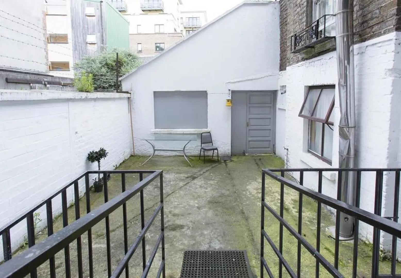 Backpackers D1Hostel