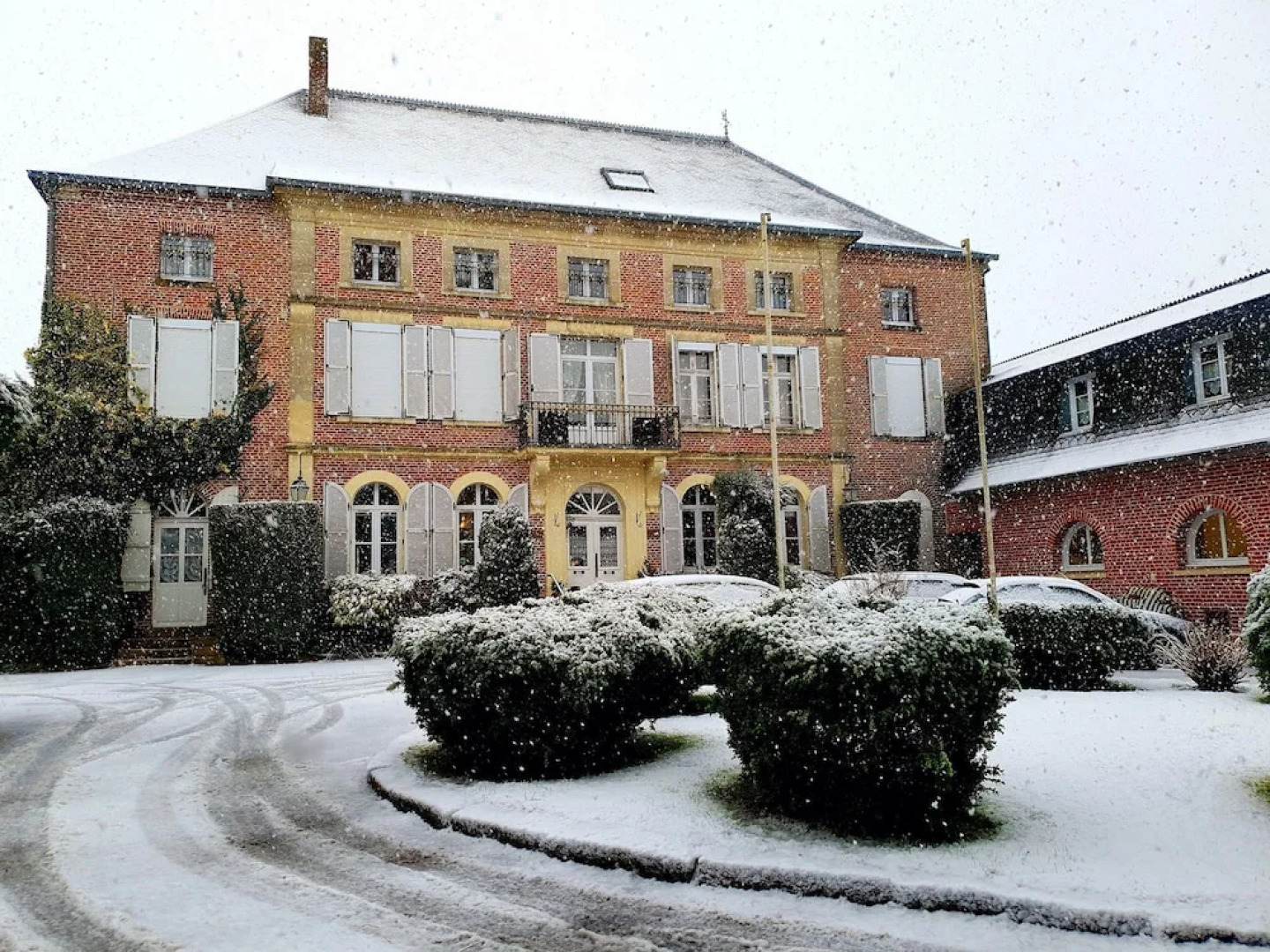 hotel le clos du montvinage