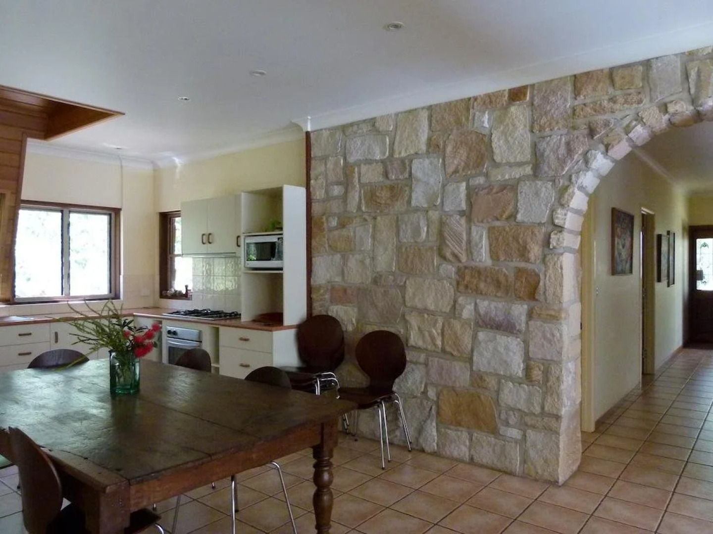 Bushland Cottages and Lodge