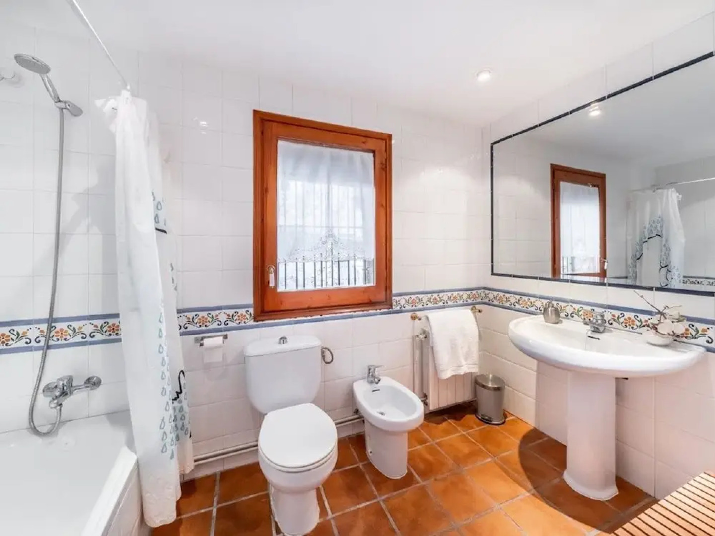 Fairytale Cottage in Clariana With Private Pool and Garden