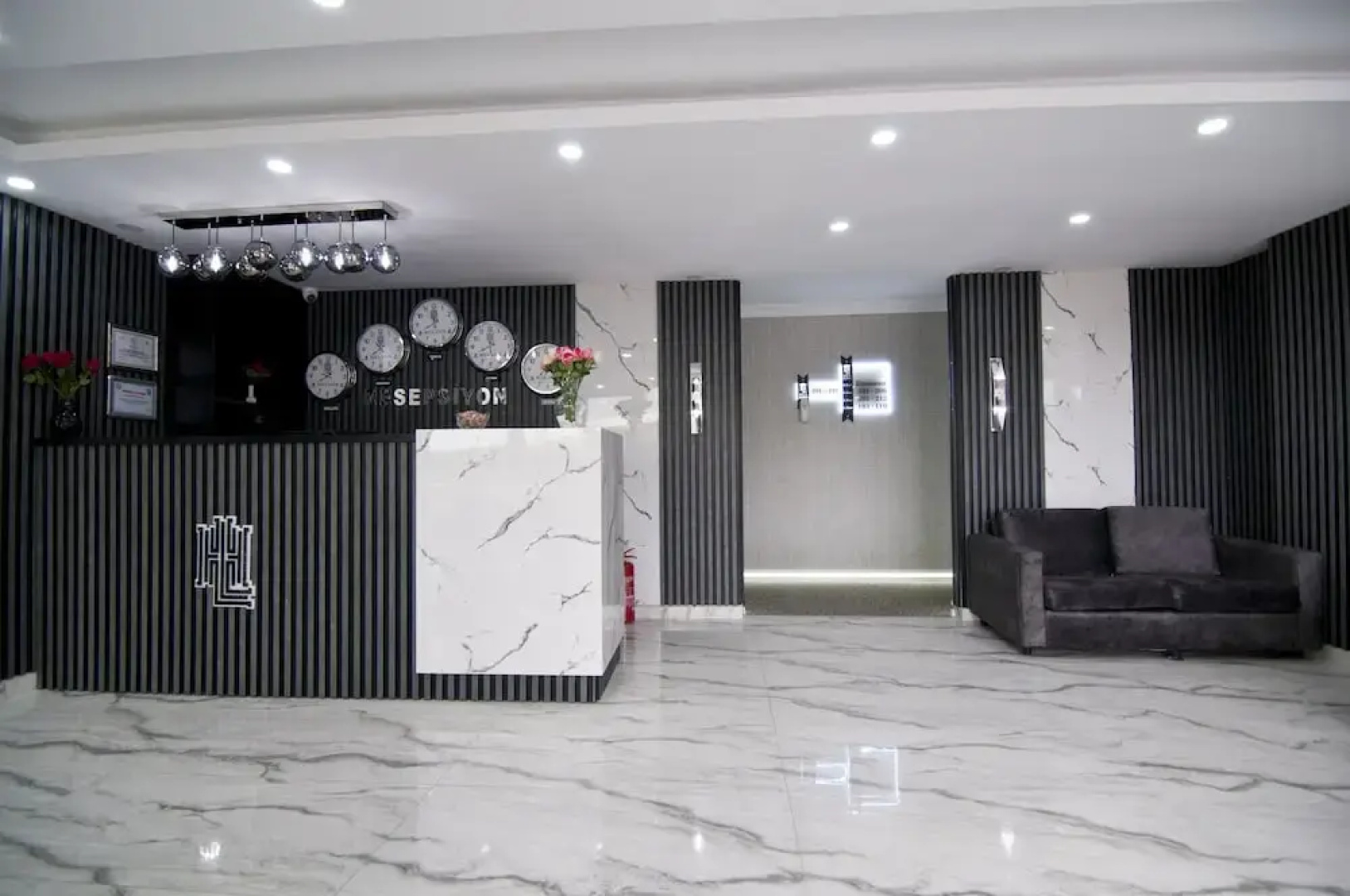 Hi̇ll Li̇fe Hotel