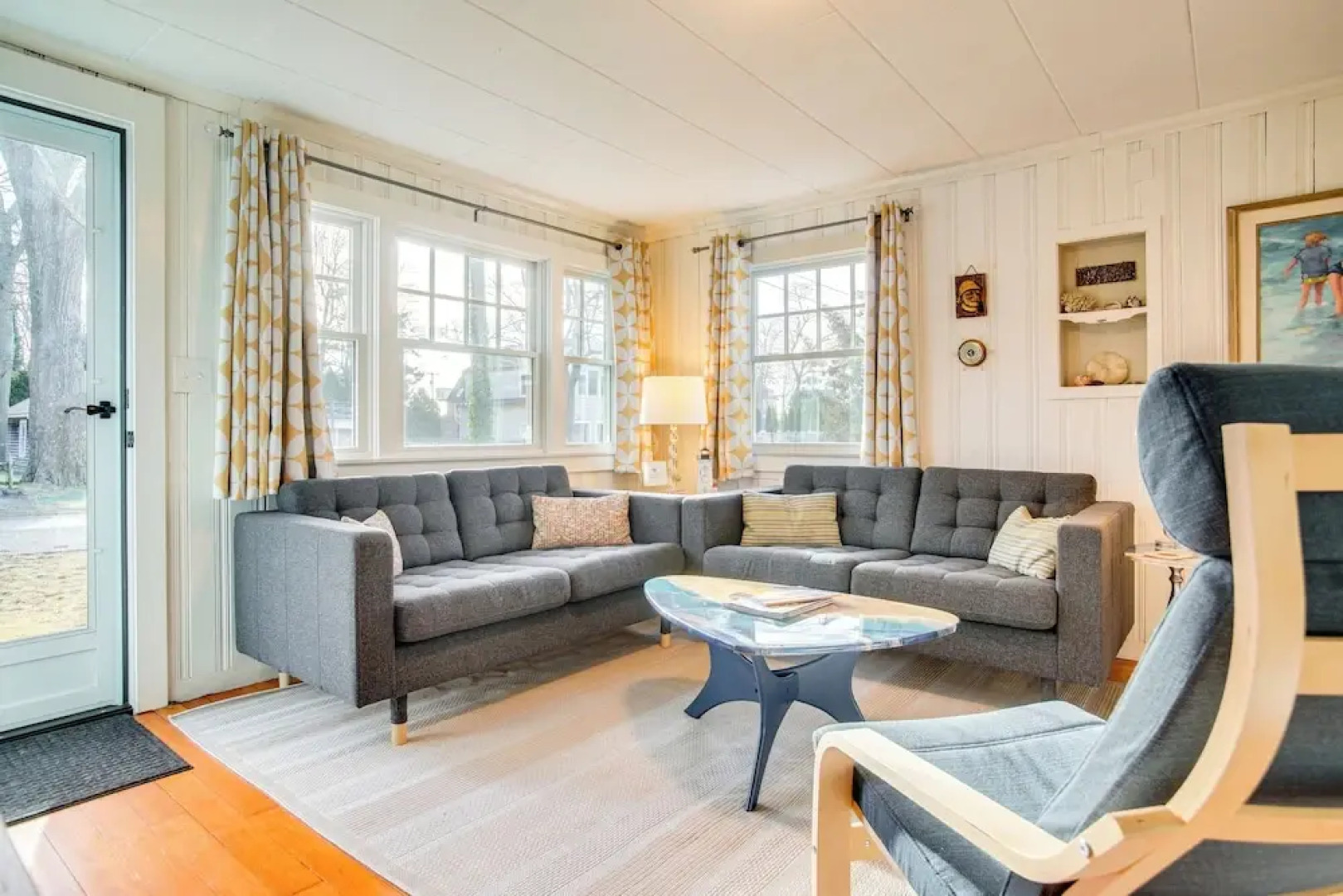 Walk to Monument Beach: Cape Cod Cottage w/ Grill