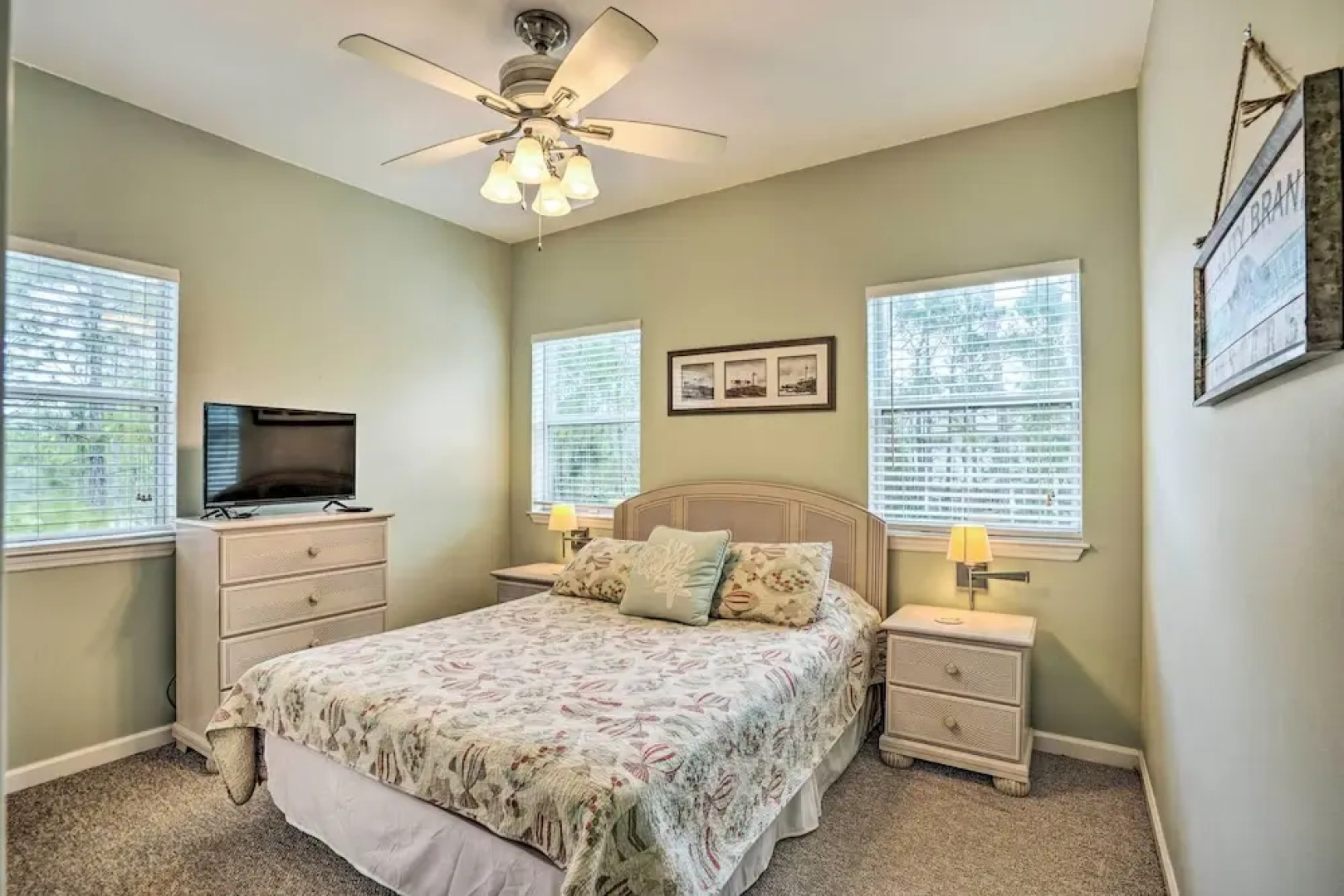 Awesome St George Island Home, Walk to Beach!