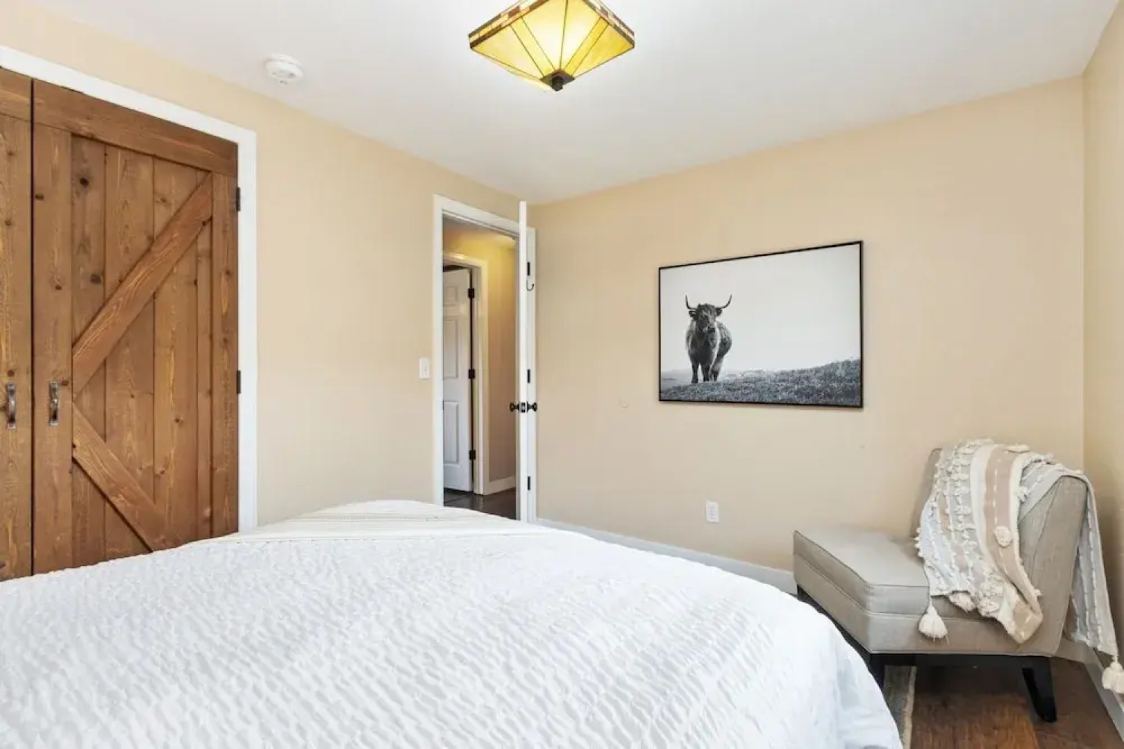 Hidden Valley Retreat Quiet Escape w/ Mtn Views!