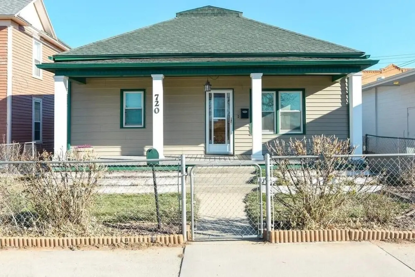 Downtown Charm: Ideal Retreat Near Main Street 3 Bedroom Home by RedAwning