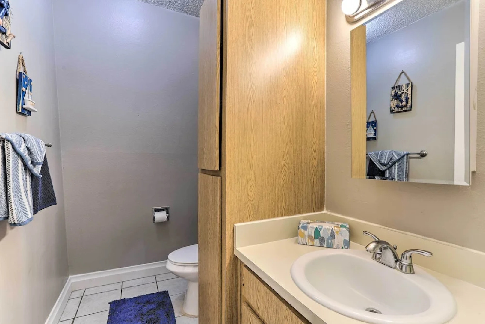 Seminole Townhome: Easy Access to Beaches!