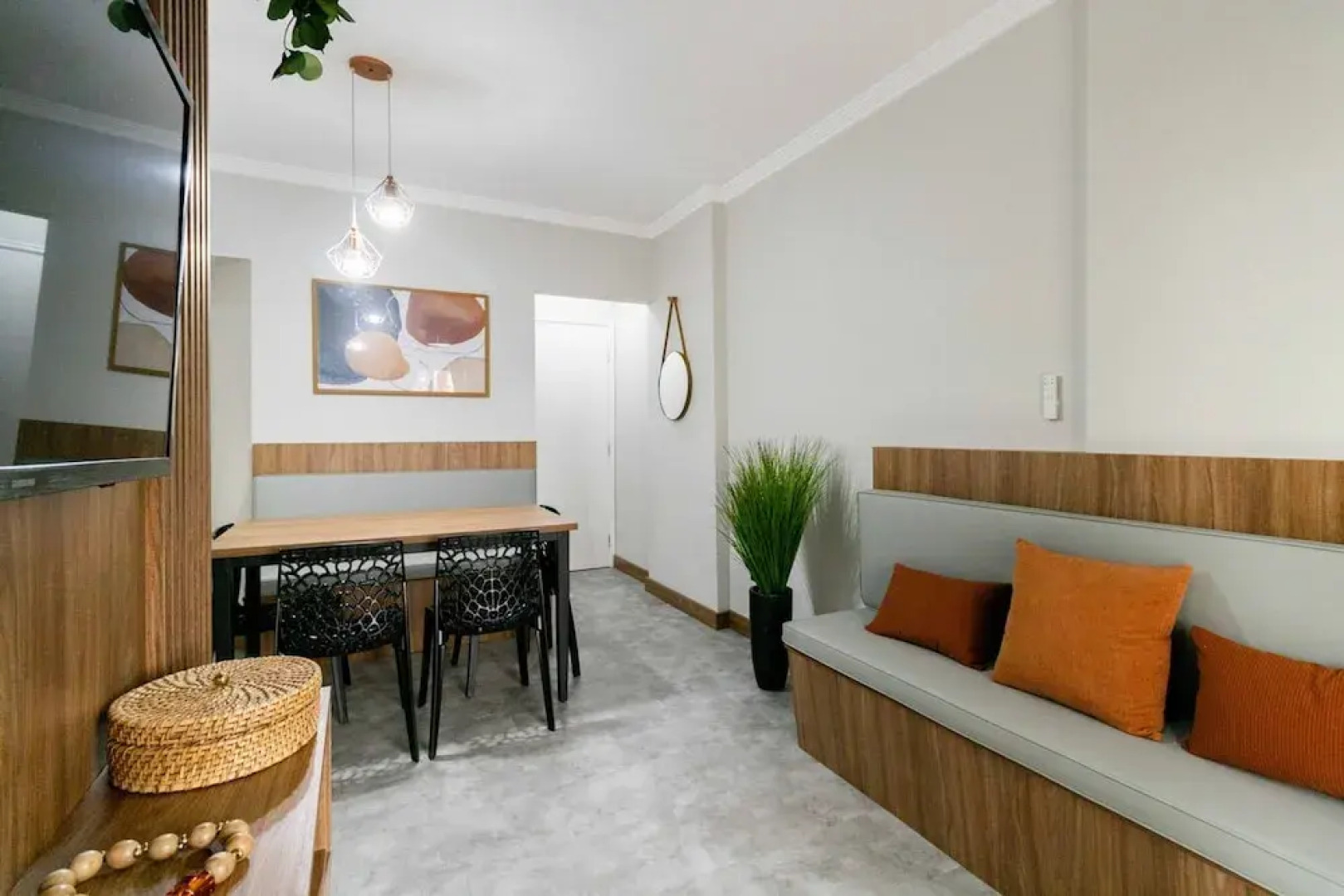 Apto a 500m da Praia Canto do Forte - Praia Grande