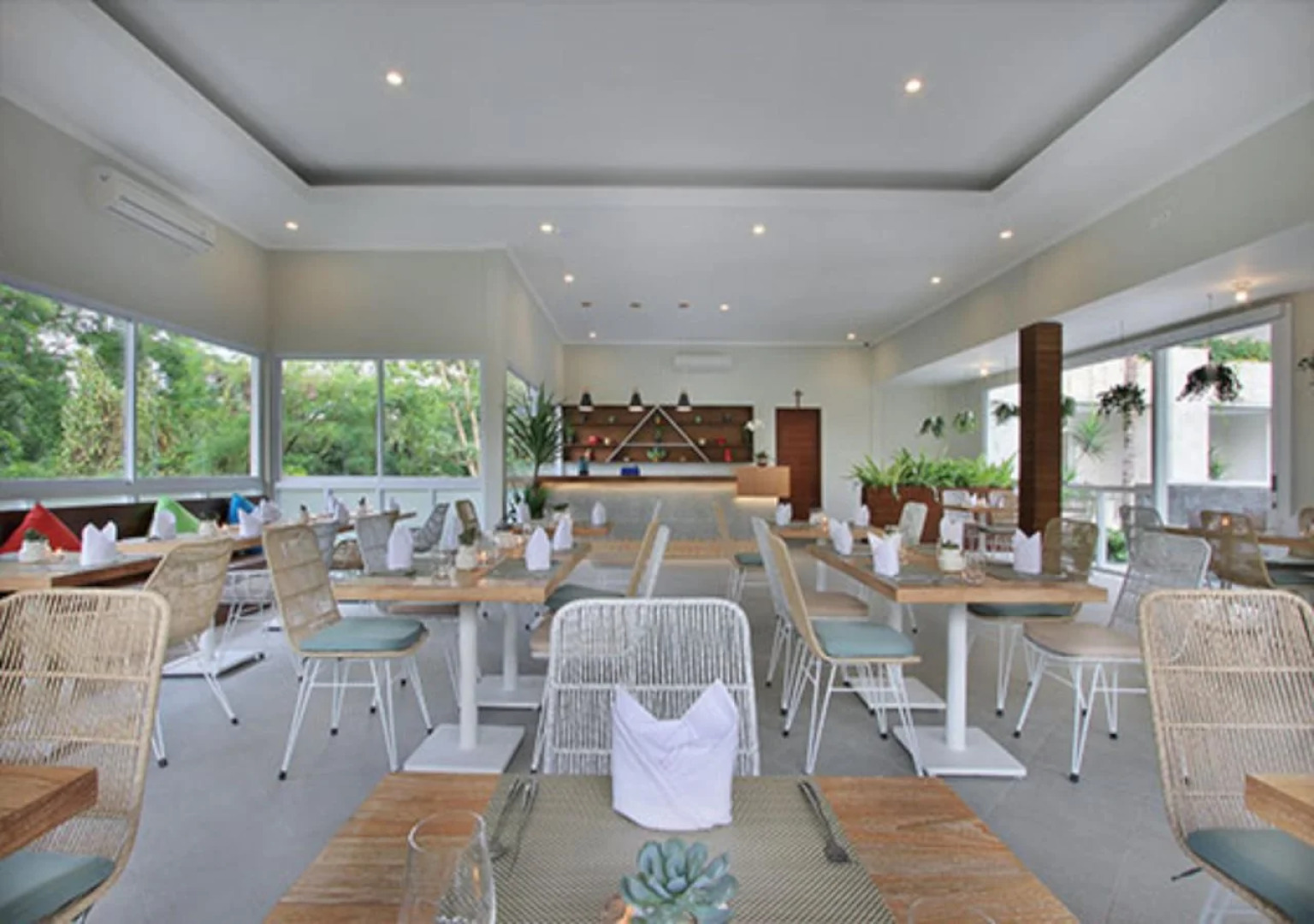 Tapa Tepi Kali Canggu by Pramana