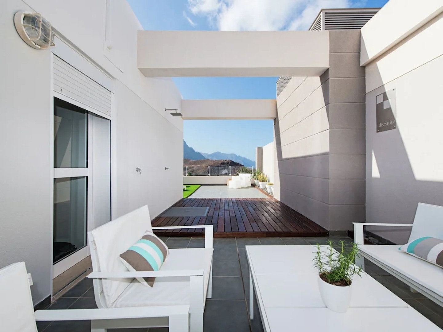 Elegant Apartments With Balcony With sea View in Agaete on Gran Canaria