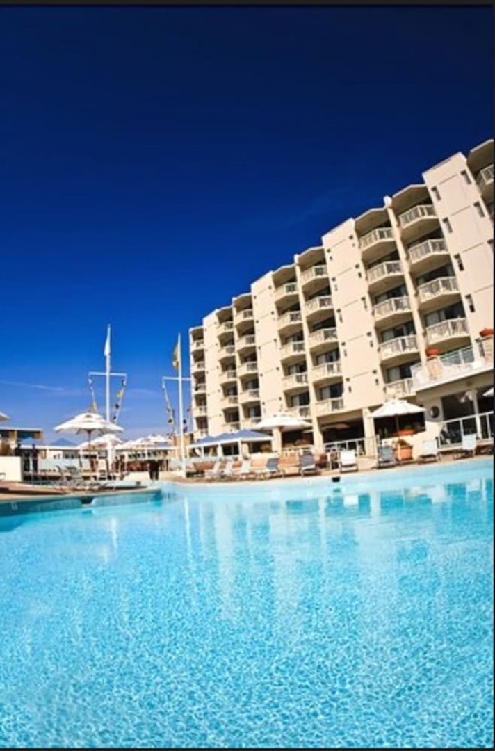 Port Royal Oceanfront Hotel