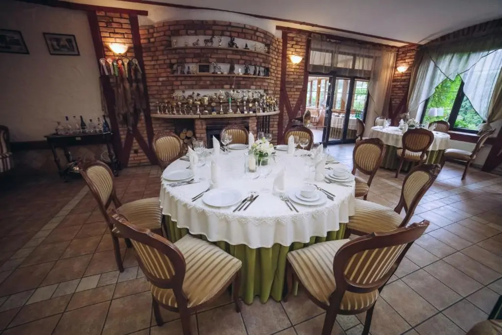 Hubertus Aparthotel & Restaurant & Horse Club