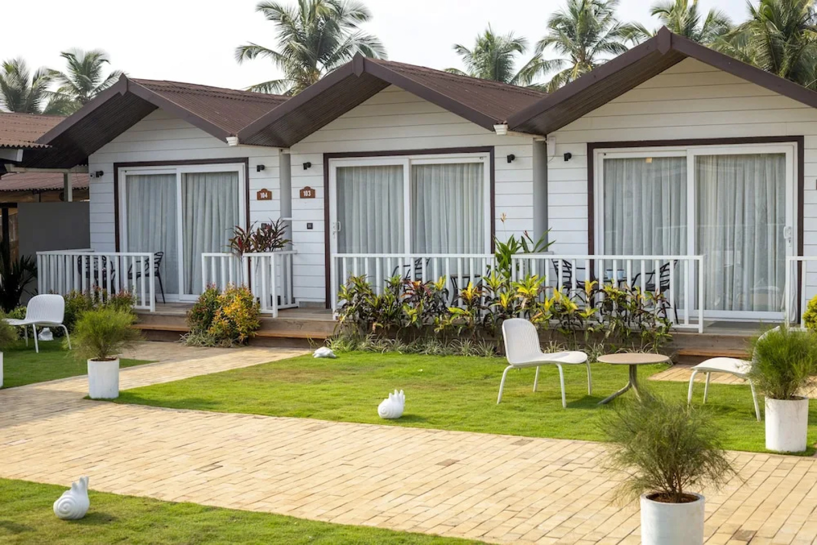 Stone Wood Beach Resort & SPA