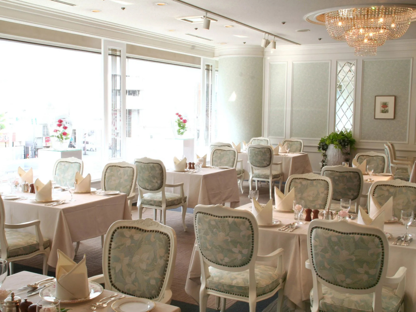 The Crown Palais New Hankyu Kochi
