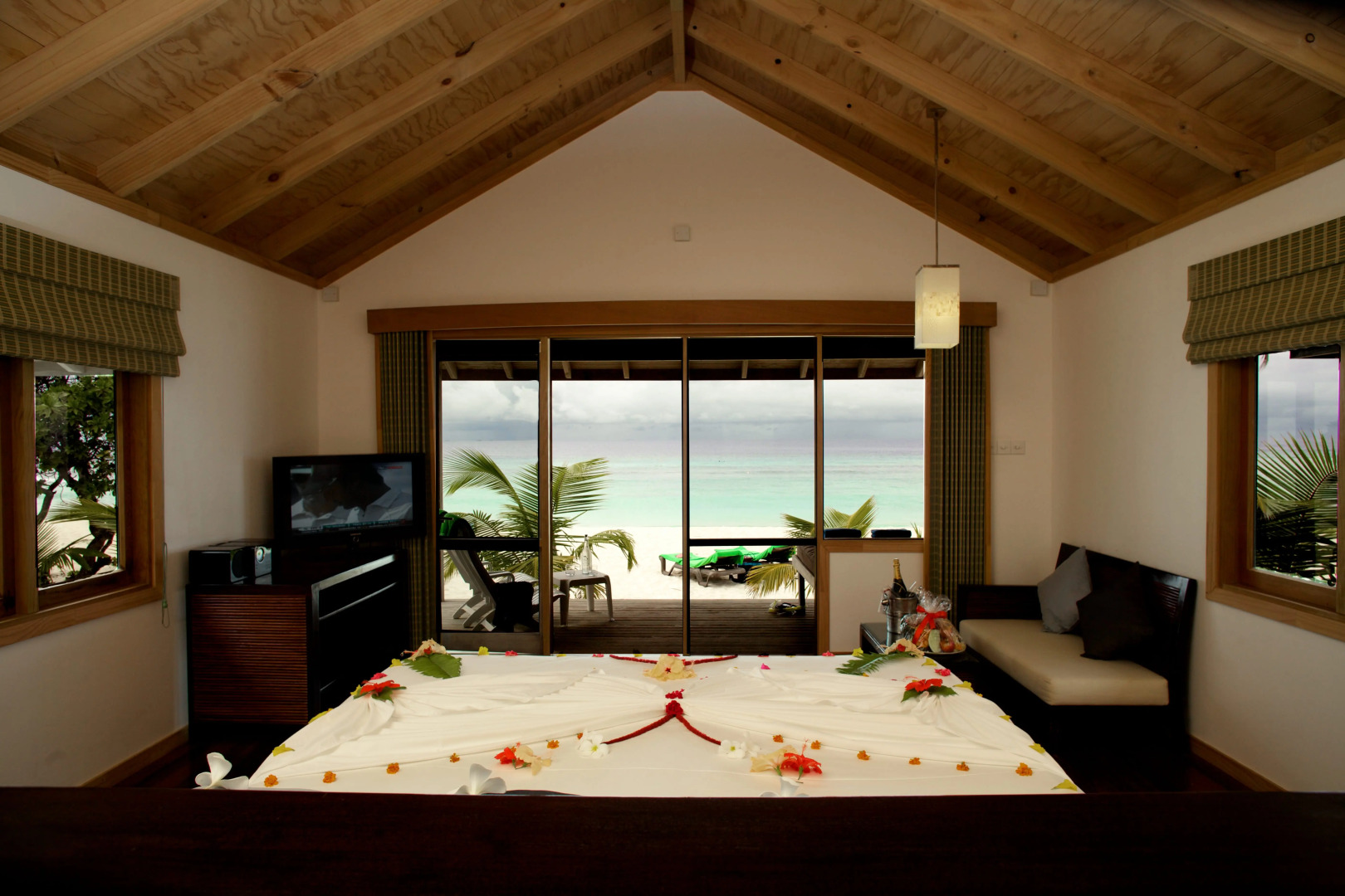 Kuredu Island Resort & Spa