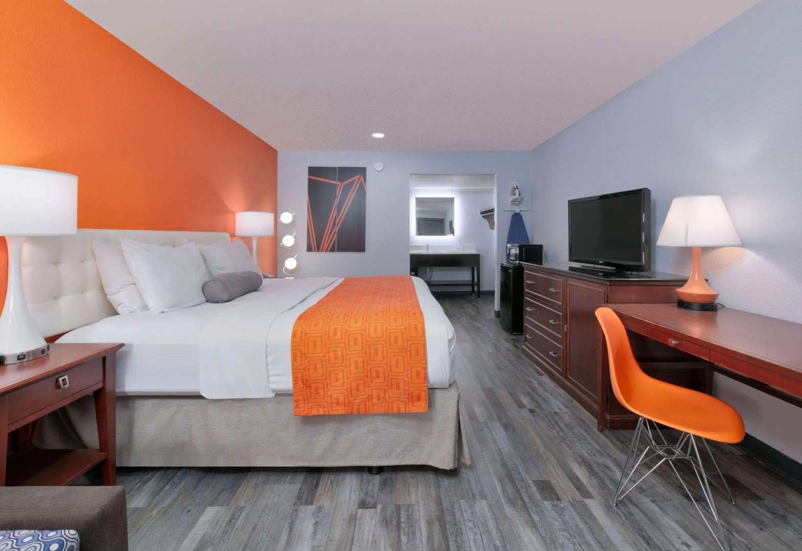 Howard Johnson by Wyndham San Marcos