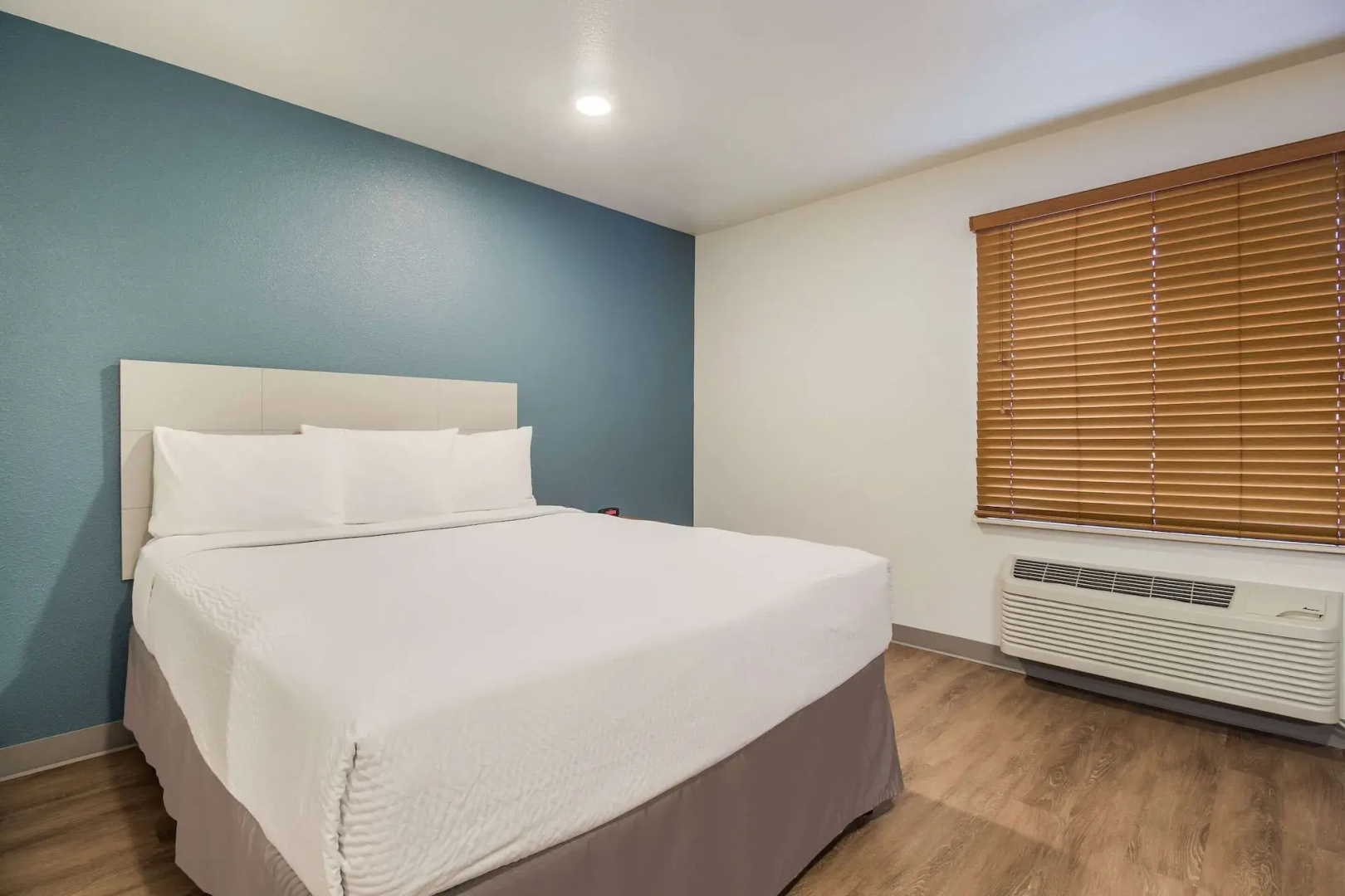 WoodSpring Suites Houston La Porte