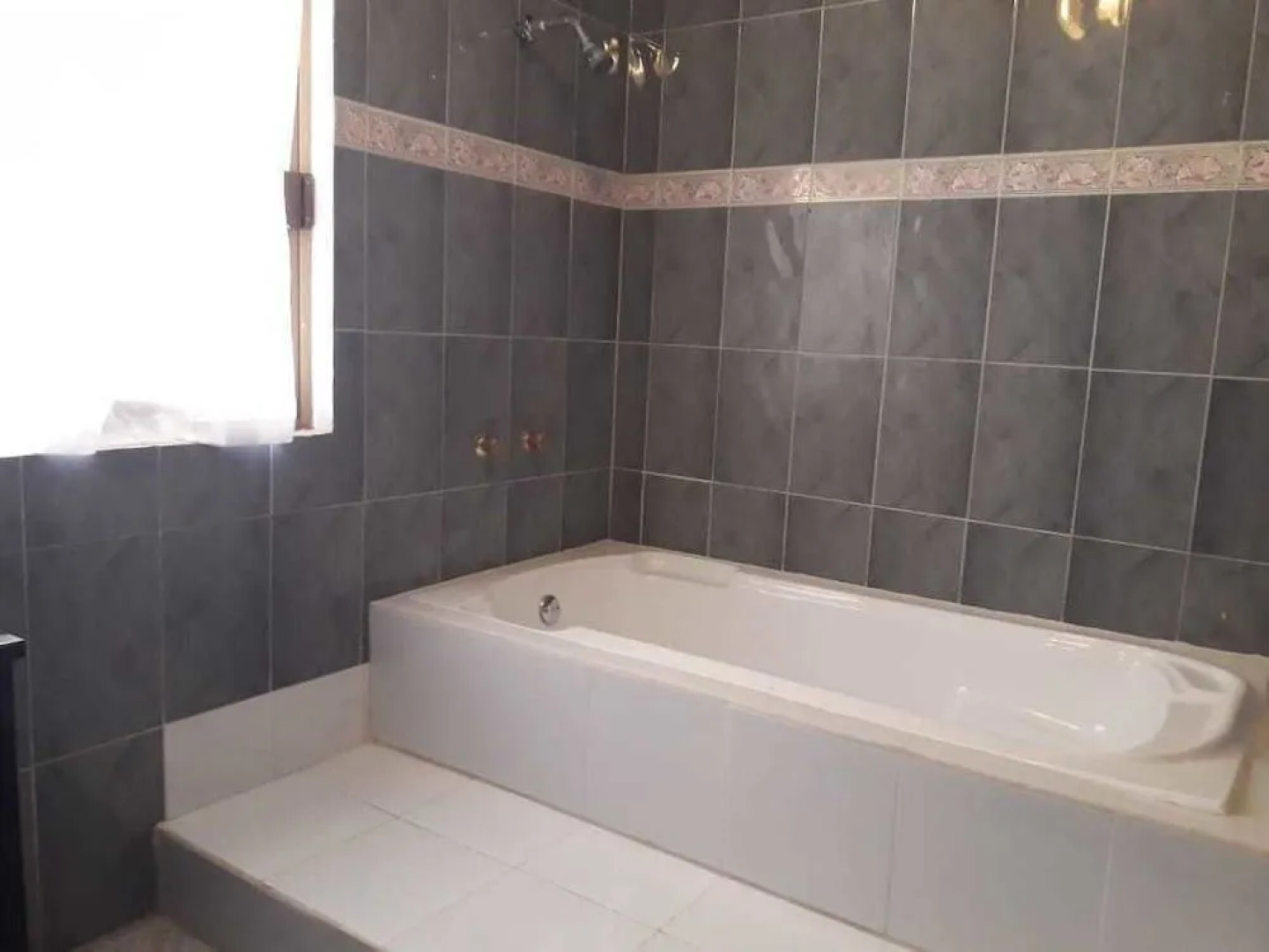 Lia Ajijic - Lakeside B&B