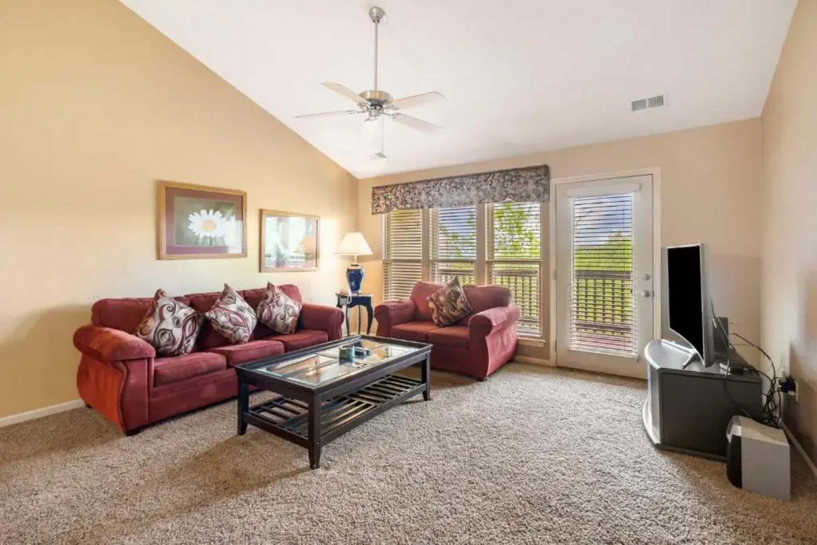 Stonebridge Village - Reeds Spring