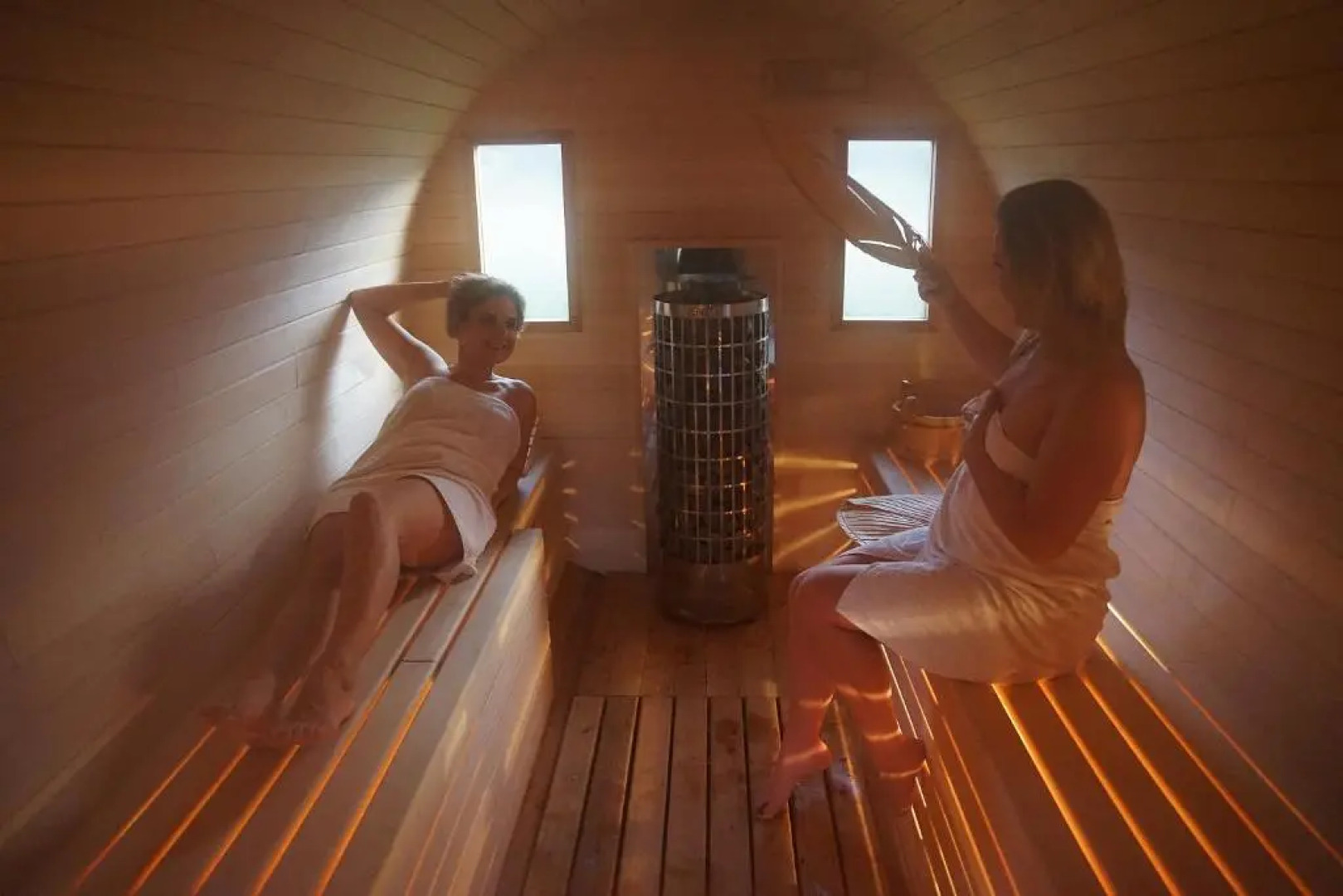 Holiday Resort With Sauna and Jacuzzi, Mielenko