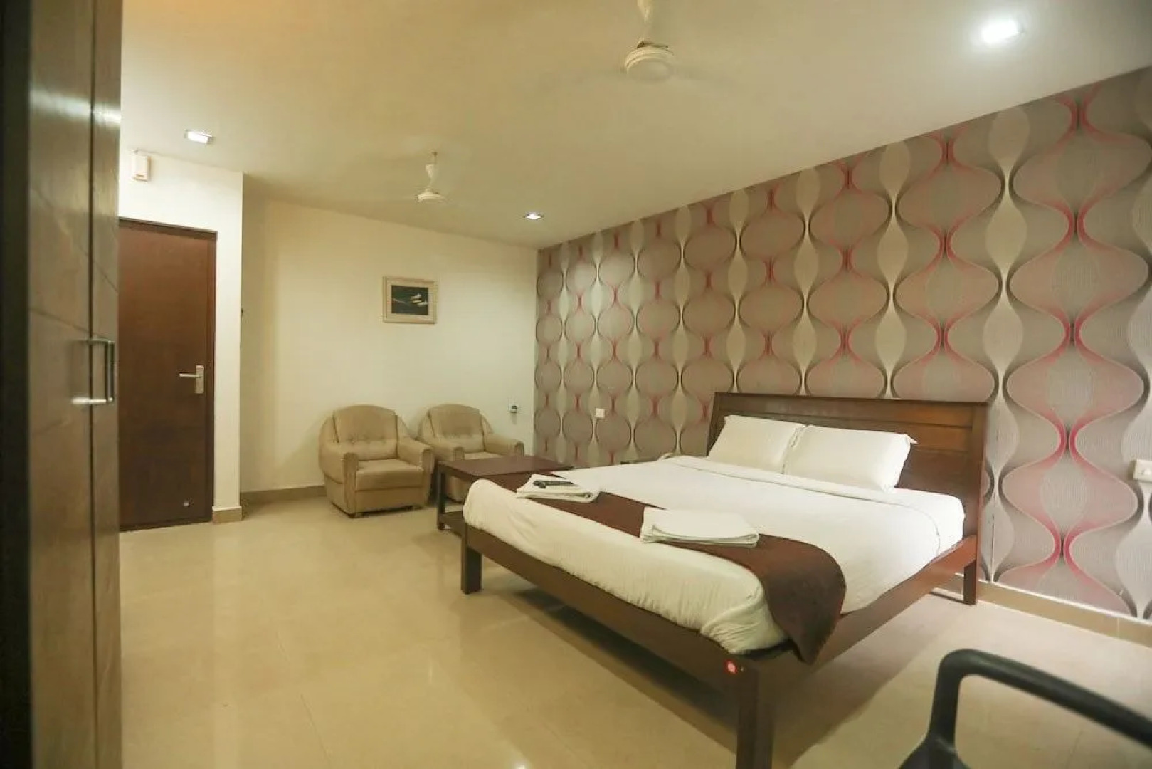 ULO Aravindar Residency