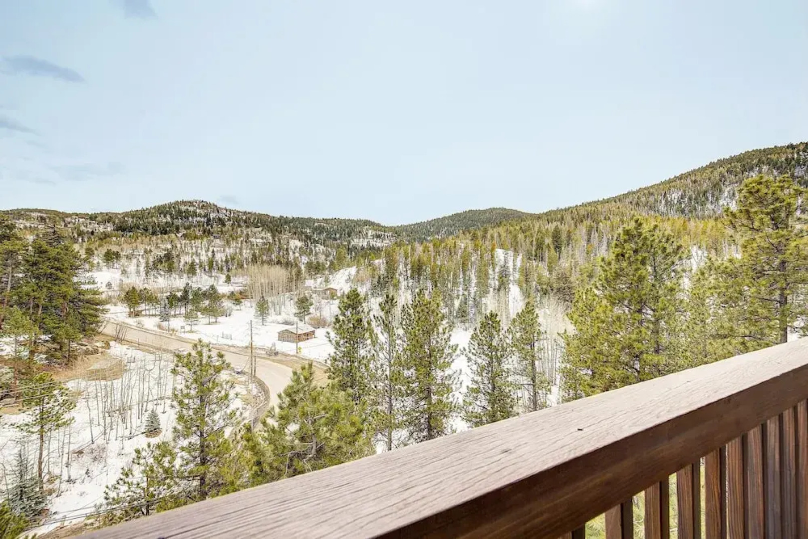 Secluded & Spacious Mountain Getaway