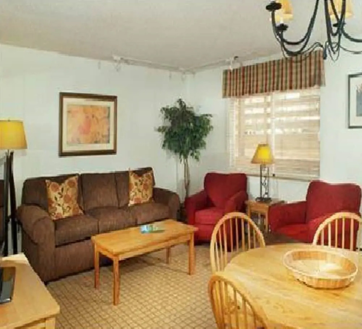 GetAways at Eagle Point