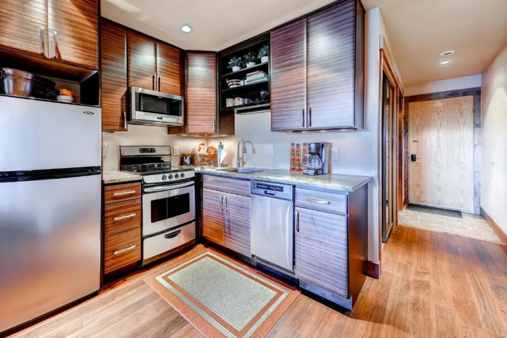 Studio Condo 318 in Historic Frisco at Cedars Lodge