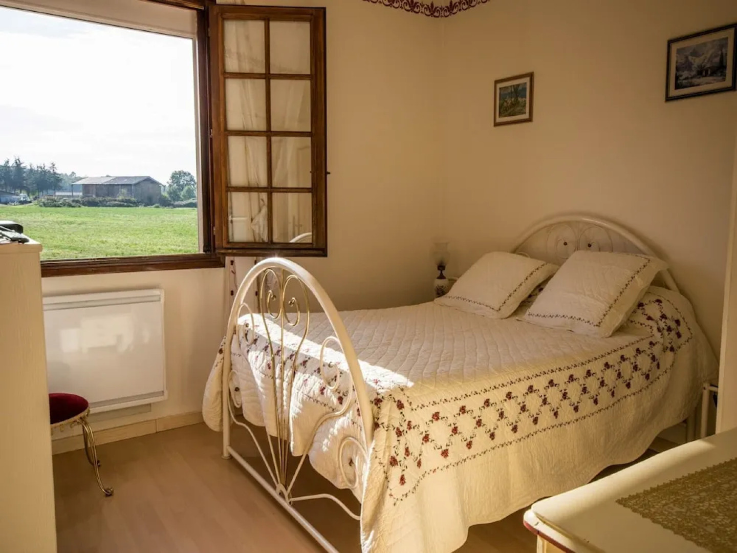 Cozy Holiday Home in Montayral With Swimming Pool