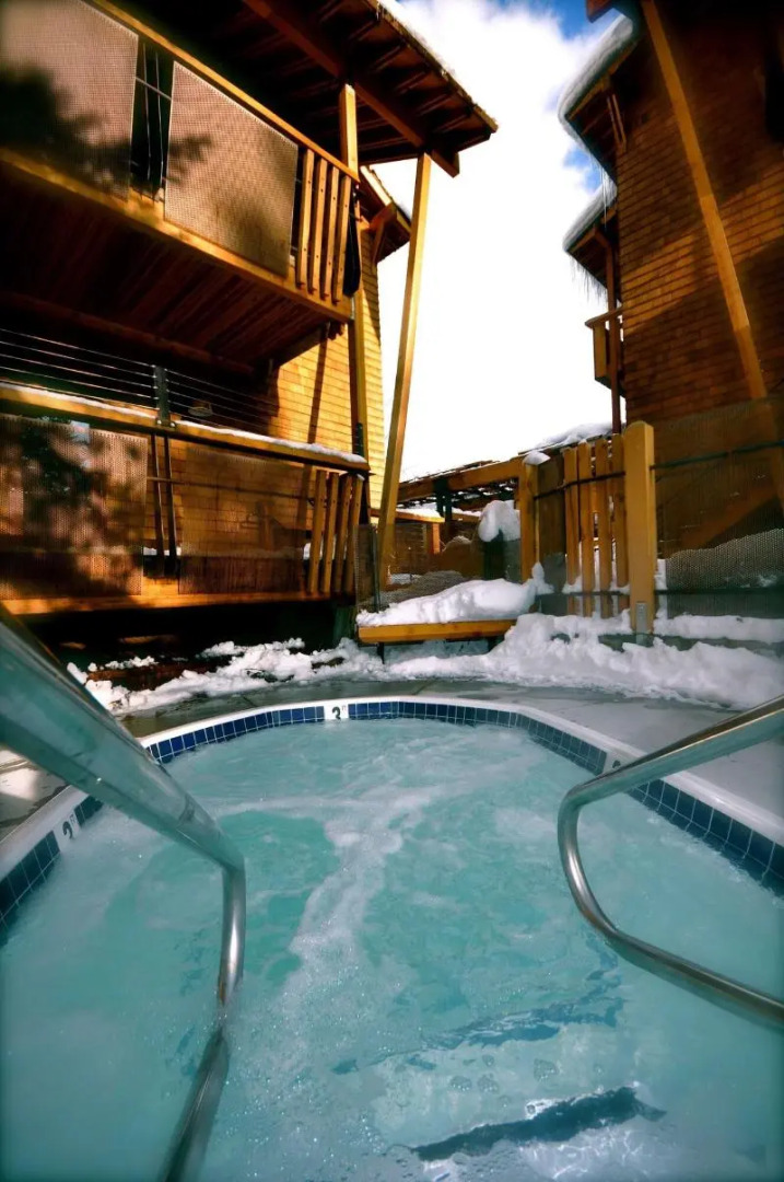 Gravity Haus Truckee-Tahoe