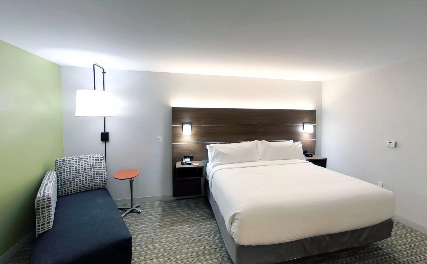 Holiday Inn Express & Suites Detroit Northwest - Livonia by IHG
