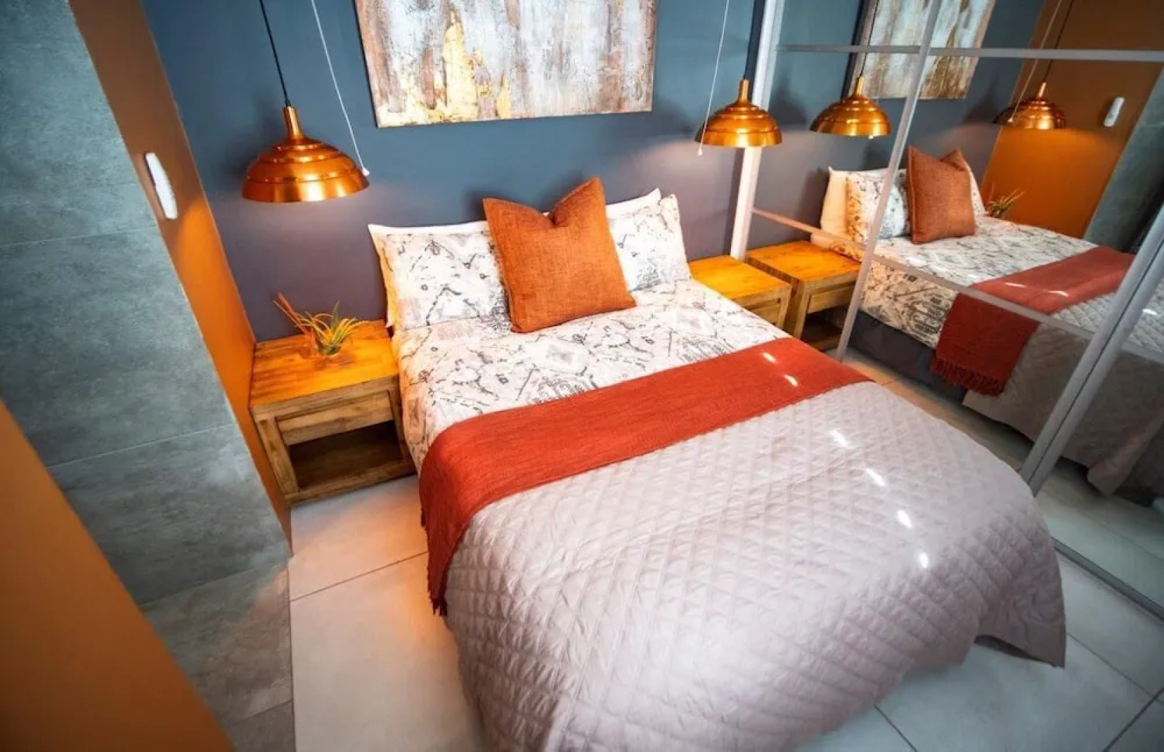 4 Dolphin views La Mercy