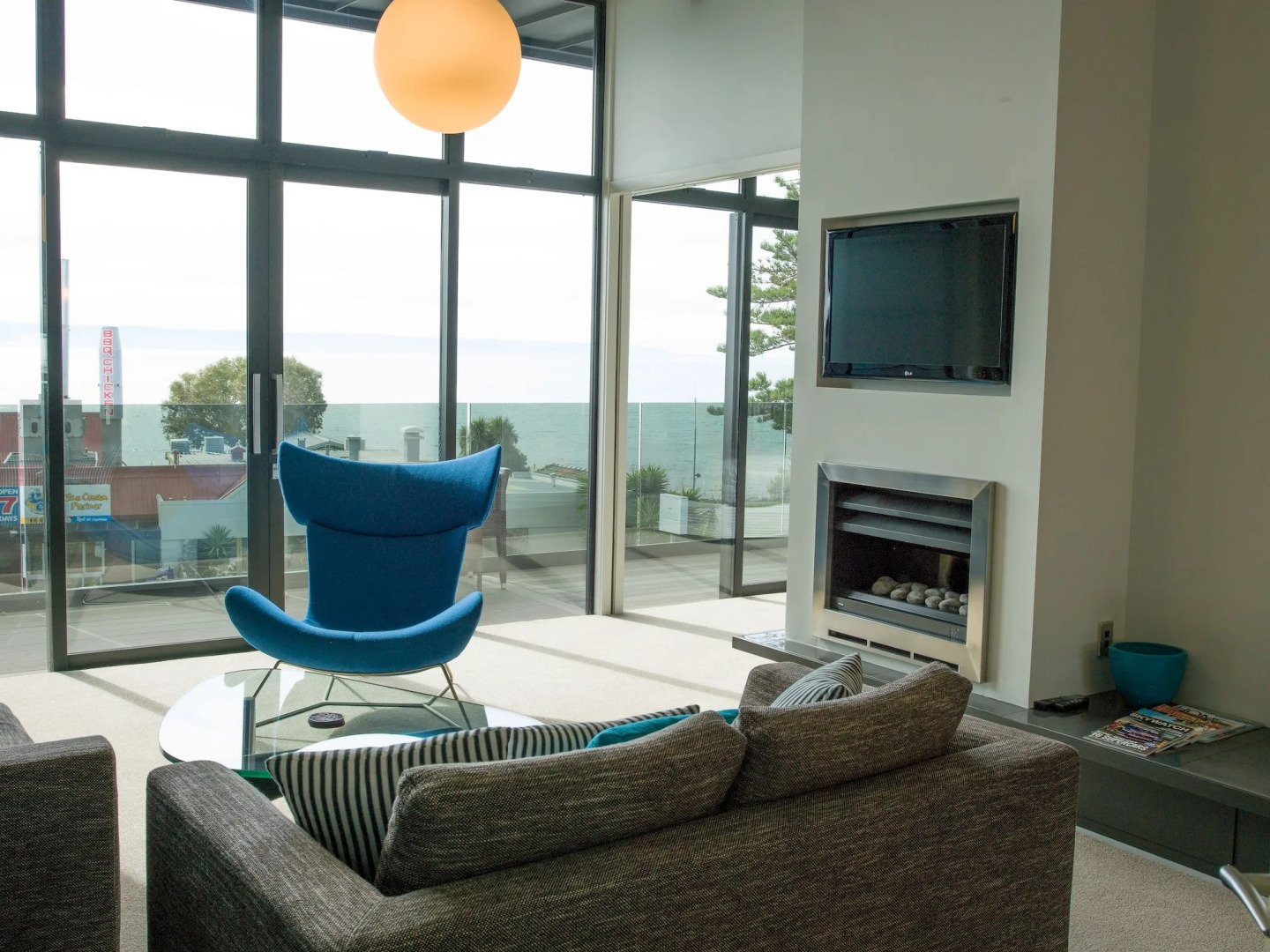 Navigate Seaside Hotel