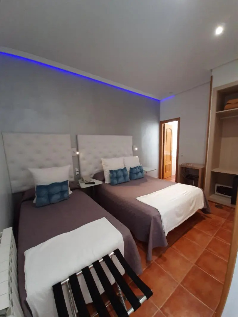 Hostal Las Fuentes - Adults Only