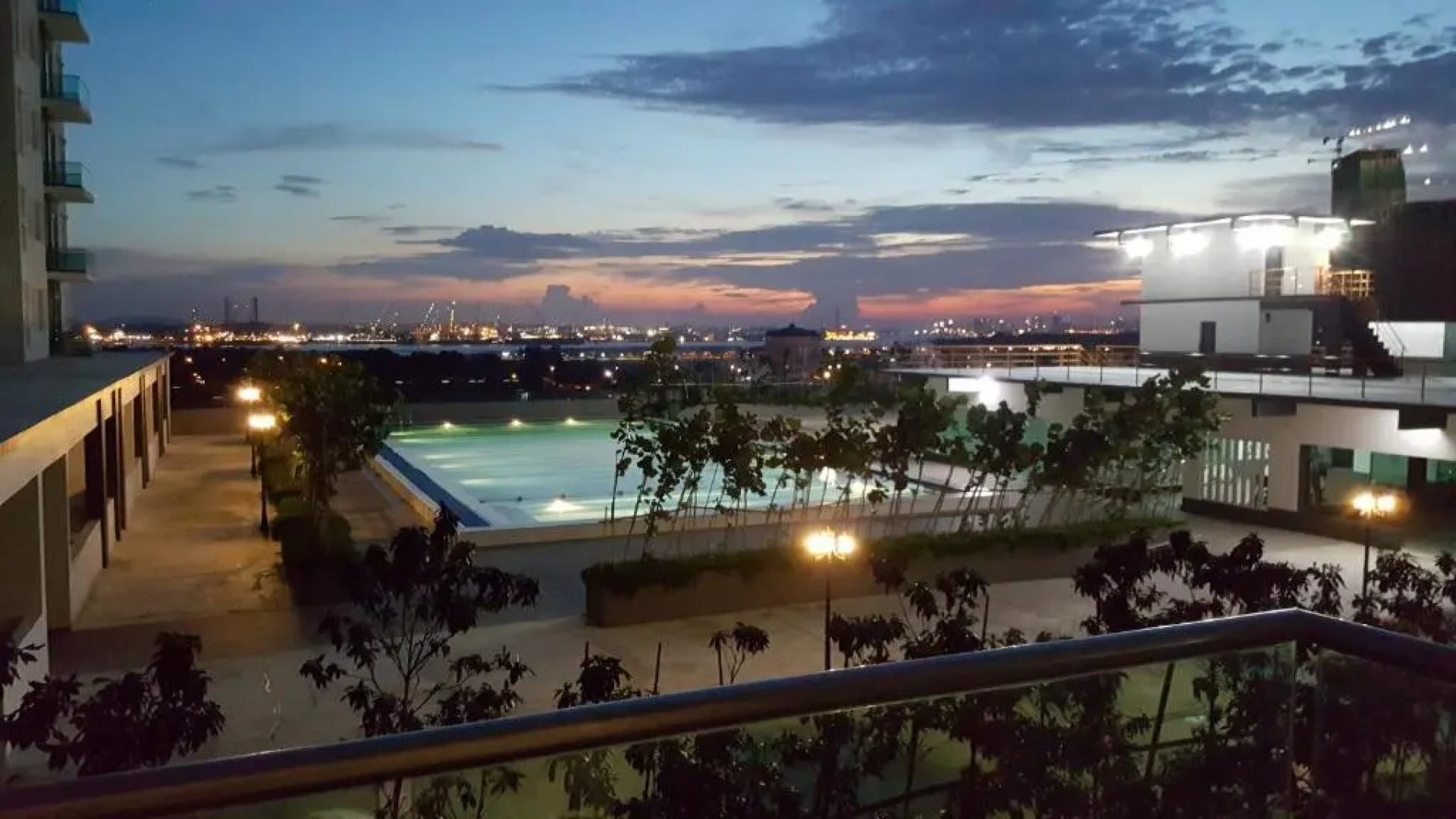 D'calton seaview apartment