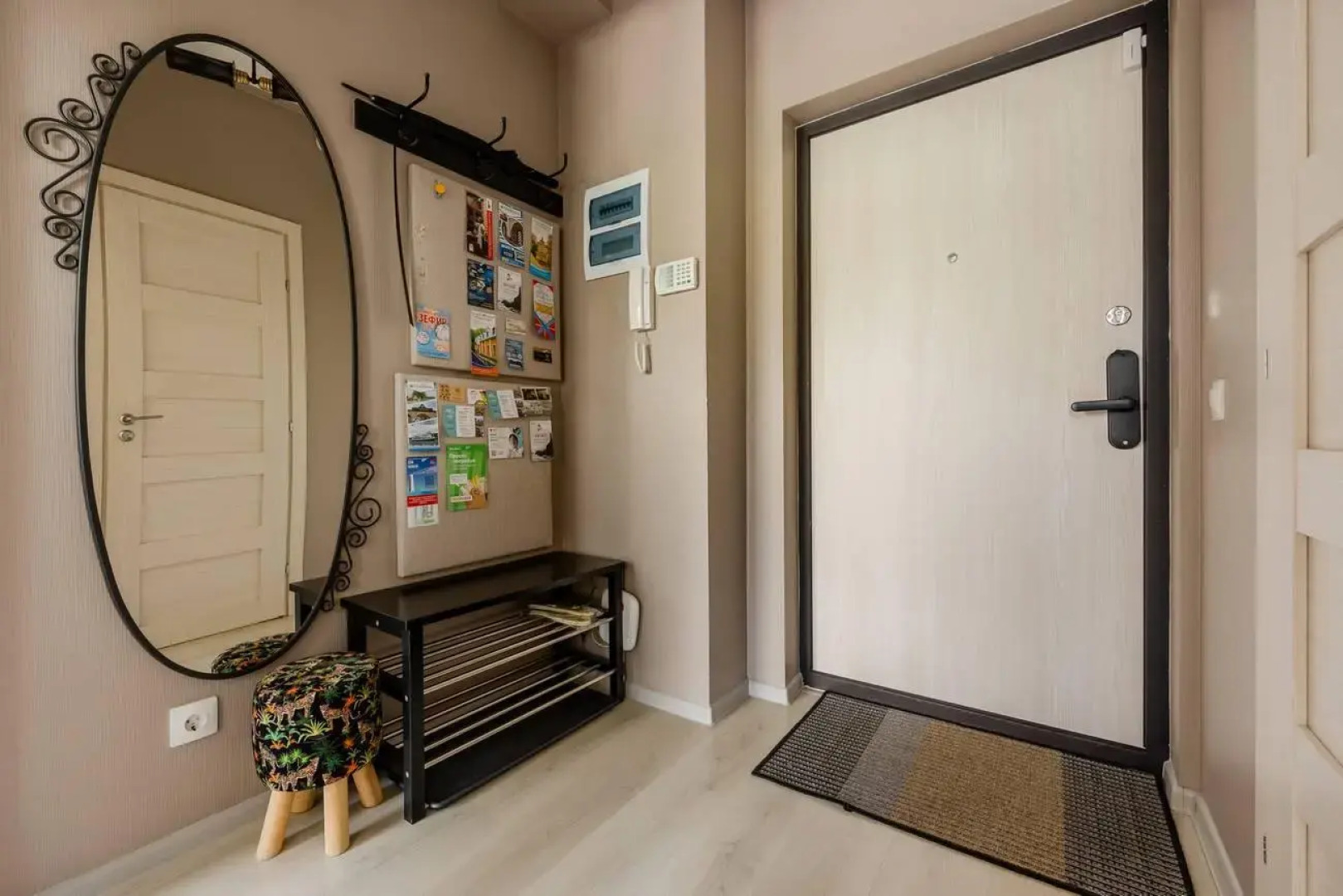 Апартаменты на аллее Тулонская 12