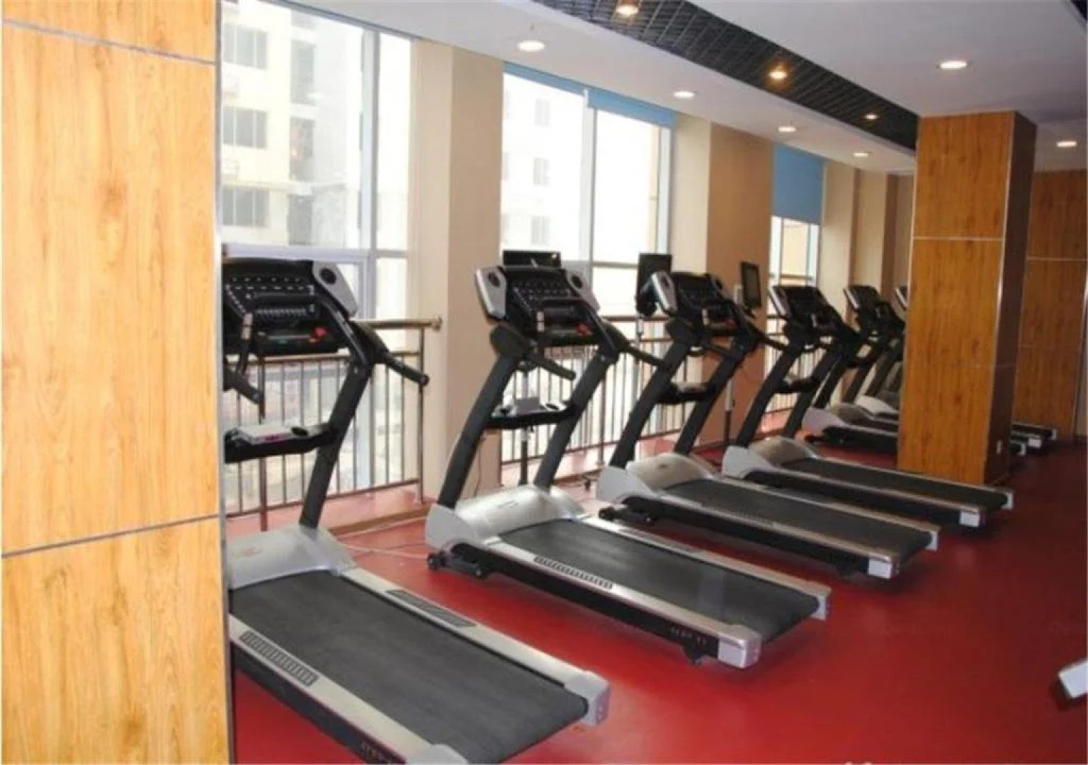 Zhuozhou Shuian Huacheng Hotel