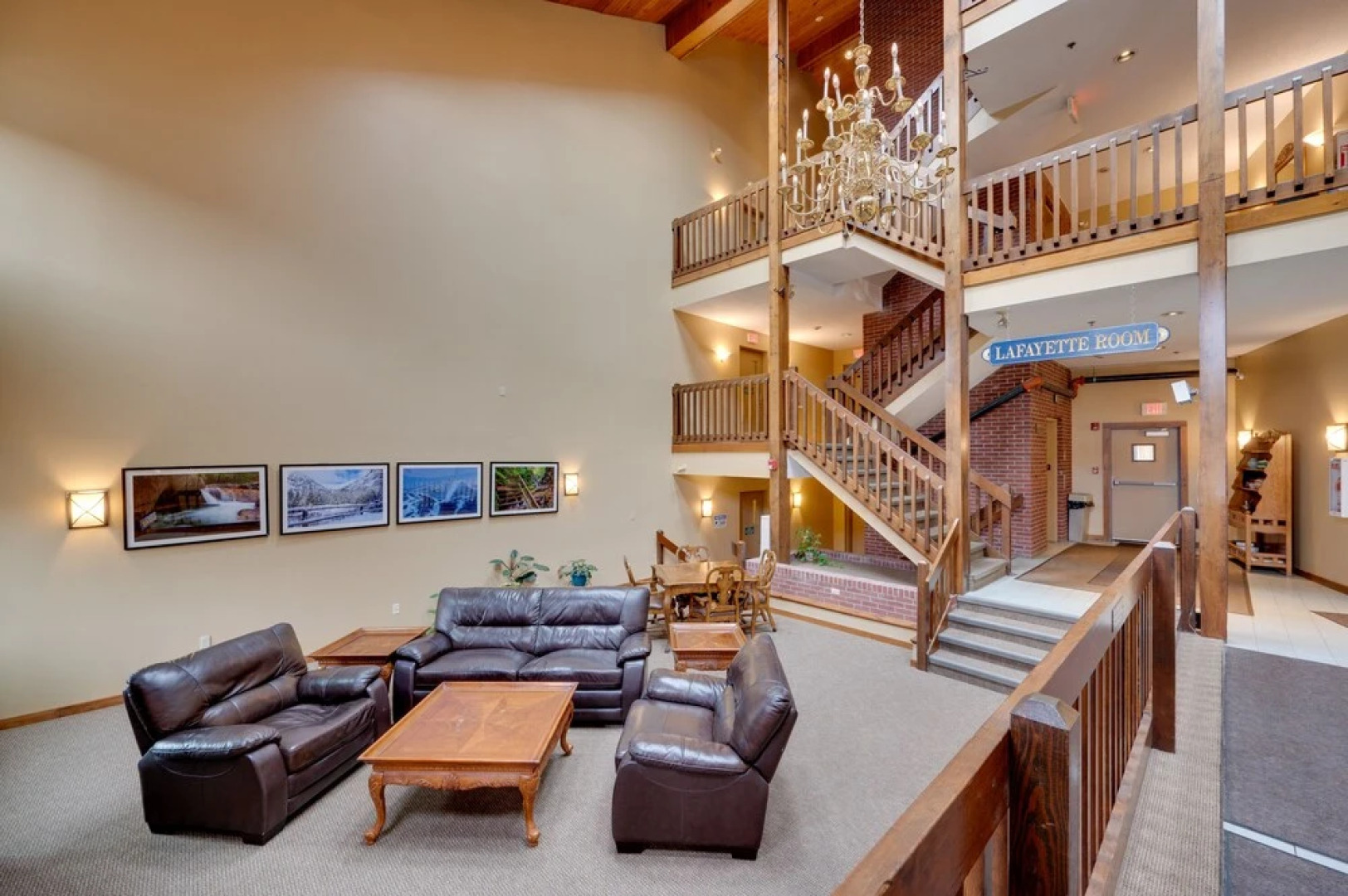 Lincoln Condo ~ 2 Mi to Loon Mountain Resort!