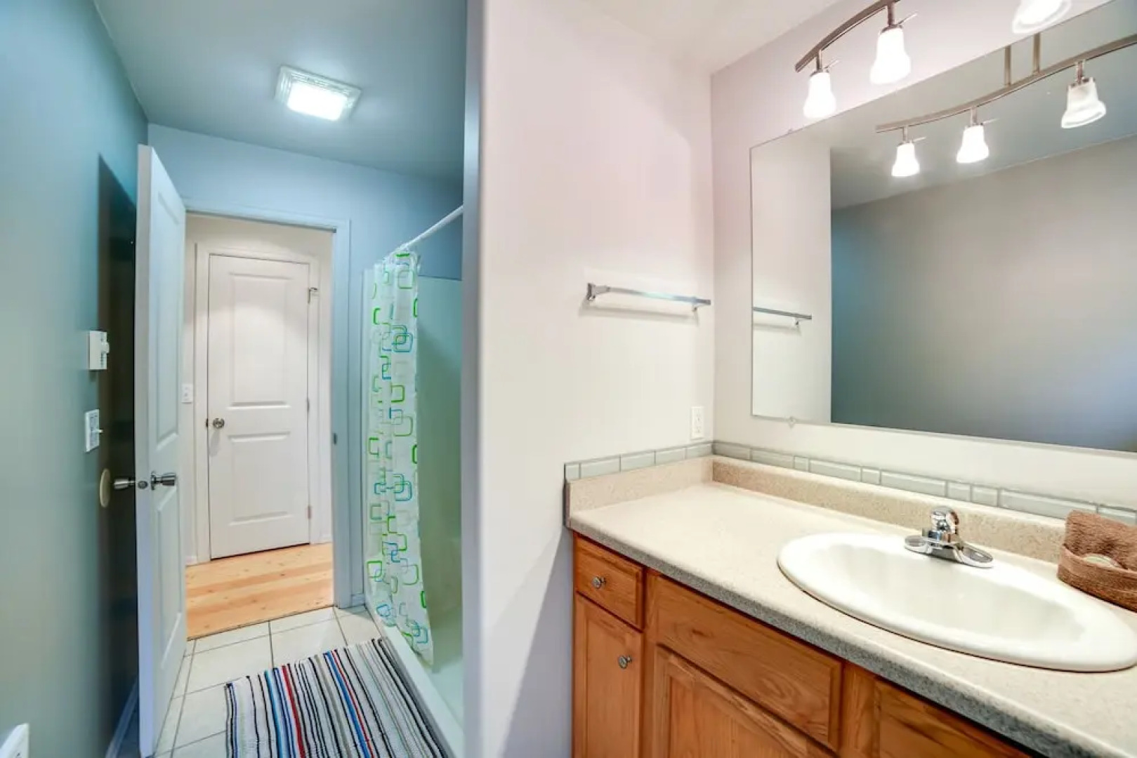 Mt. Baker Lodging Cabin 40 – Pool Table, Sleeps 11! by MBL