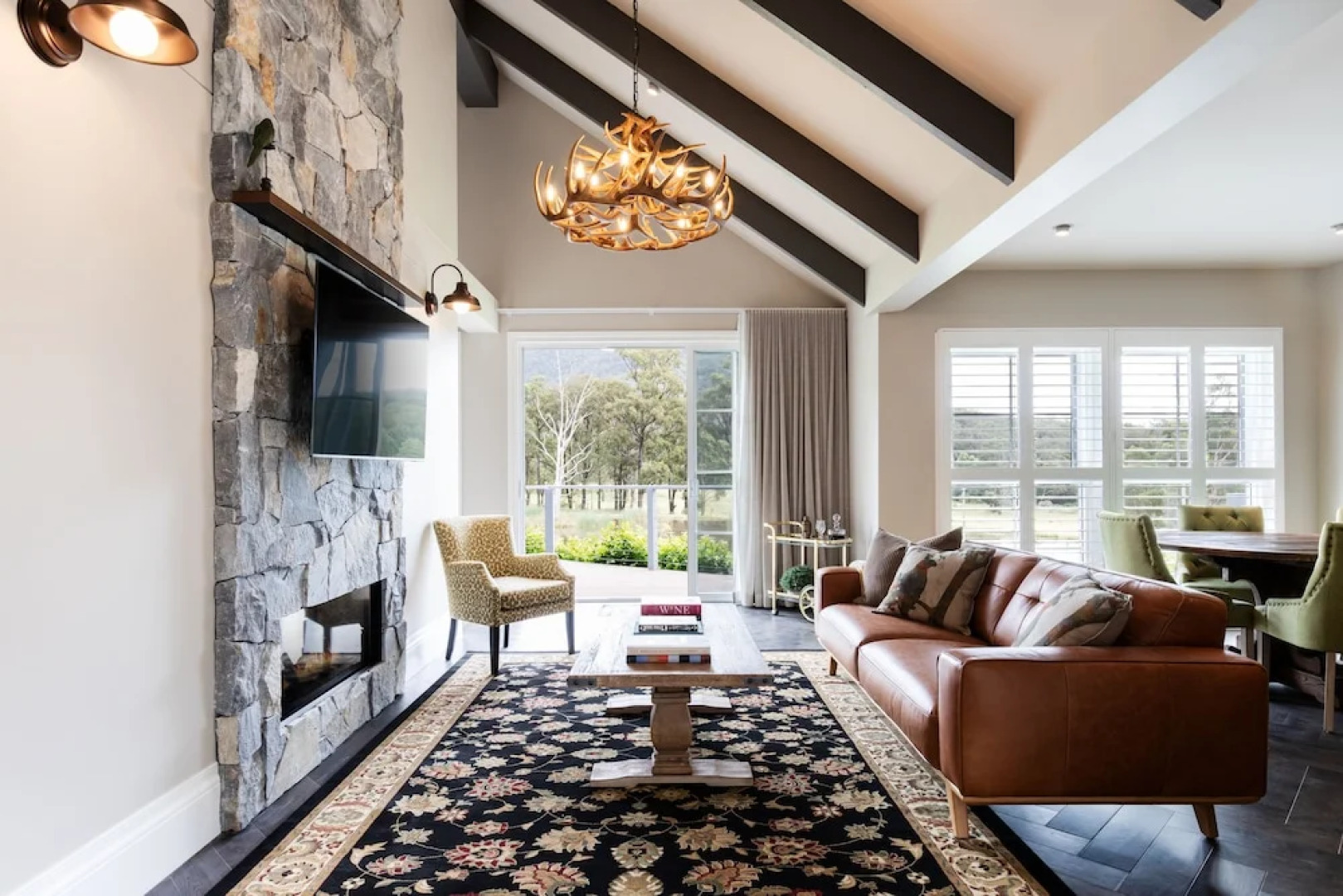 Brokenback Views Country Estate