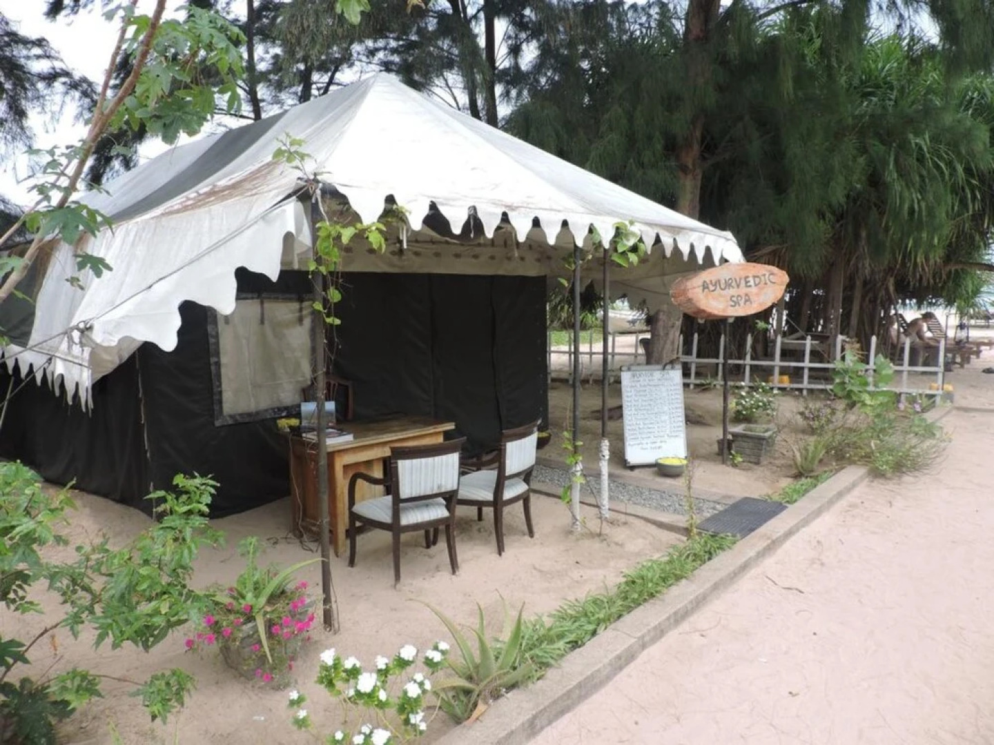 Pigeon Island Beach Resort