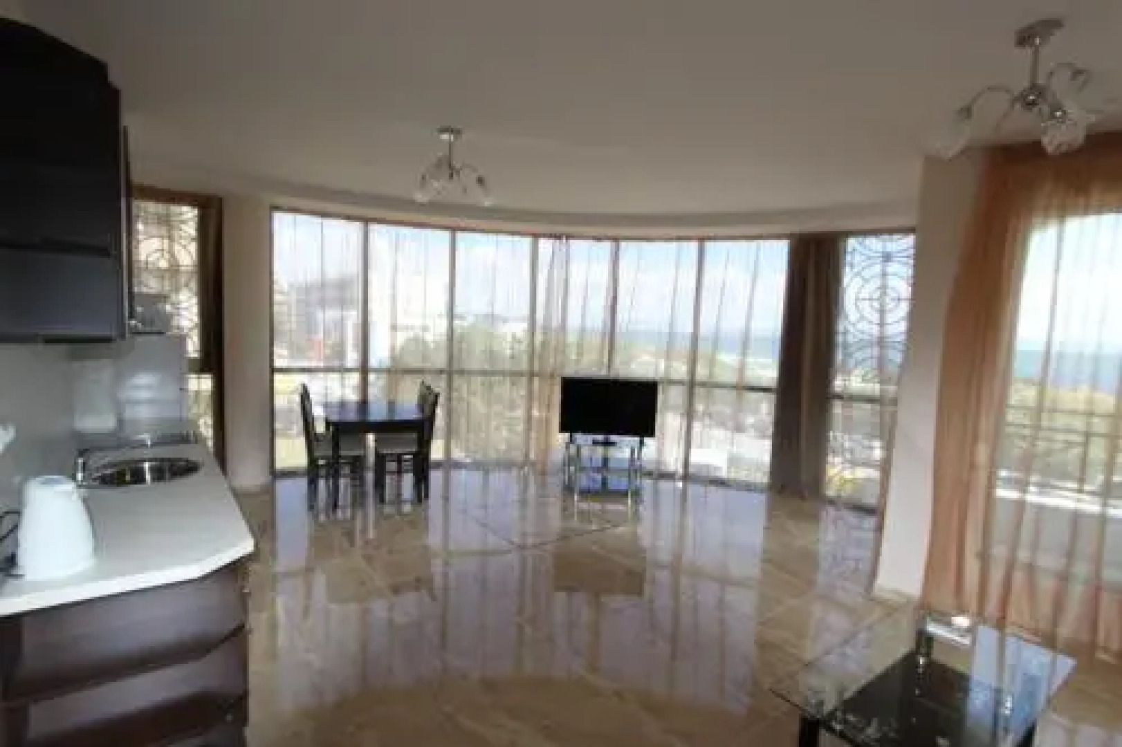 Golden Sea View Apartments