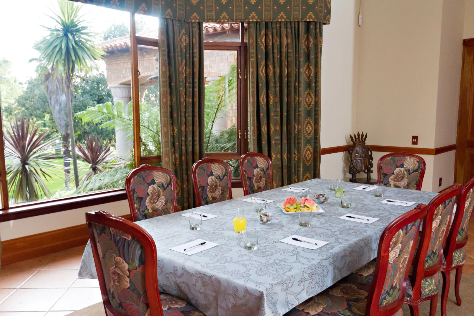 Apogee Boutique Hotel & Spa