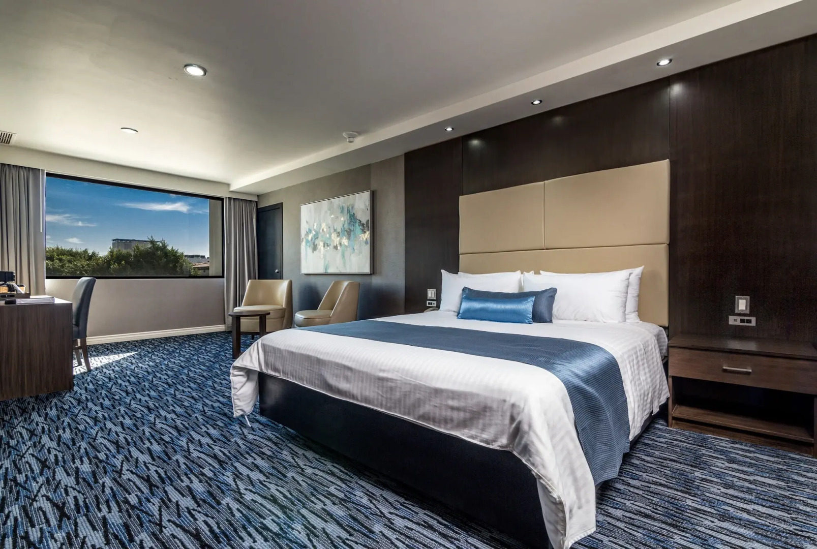 Hotel Pueblo Amigo Plaza & Casino