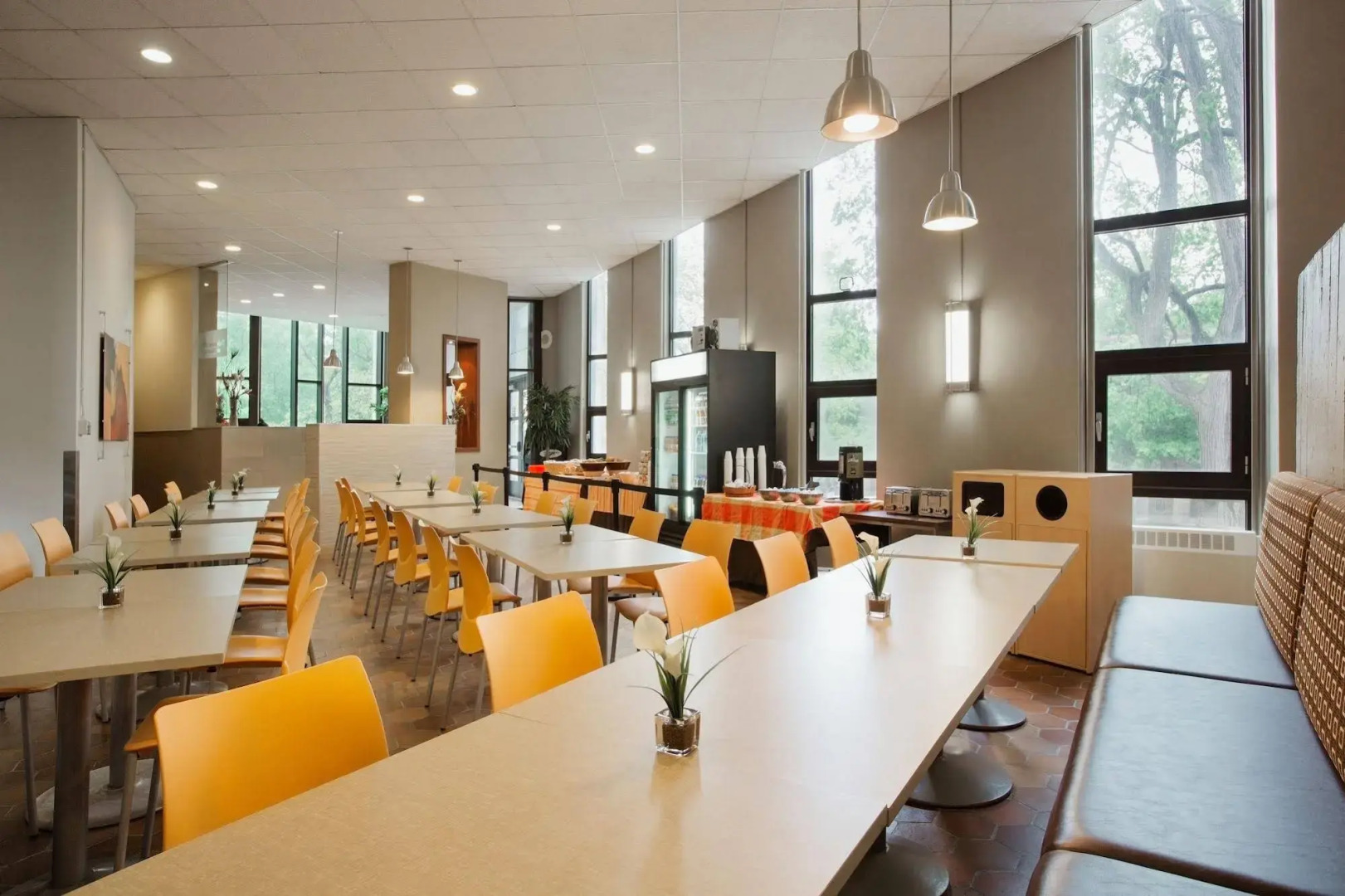 ZUM Auberge d'été - Résidences de l'Université de Montréal