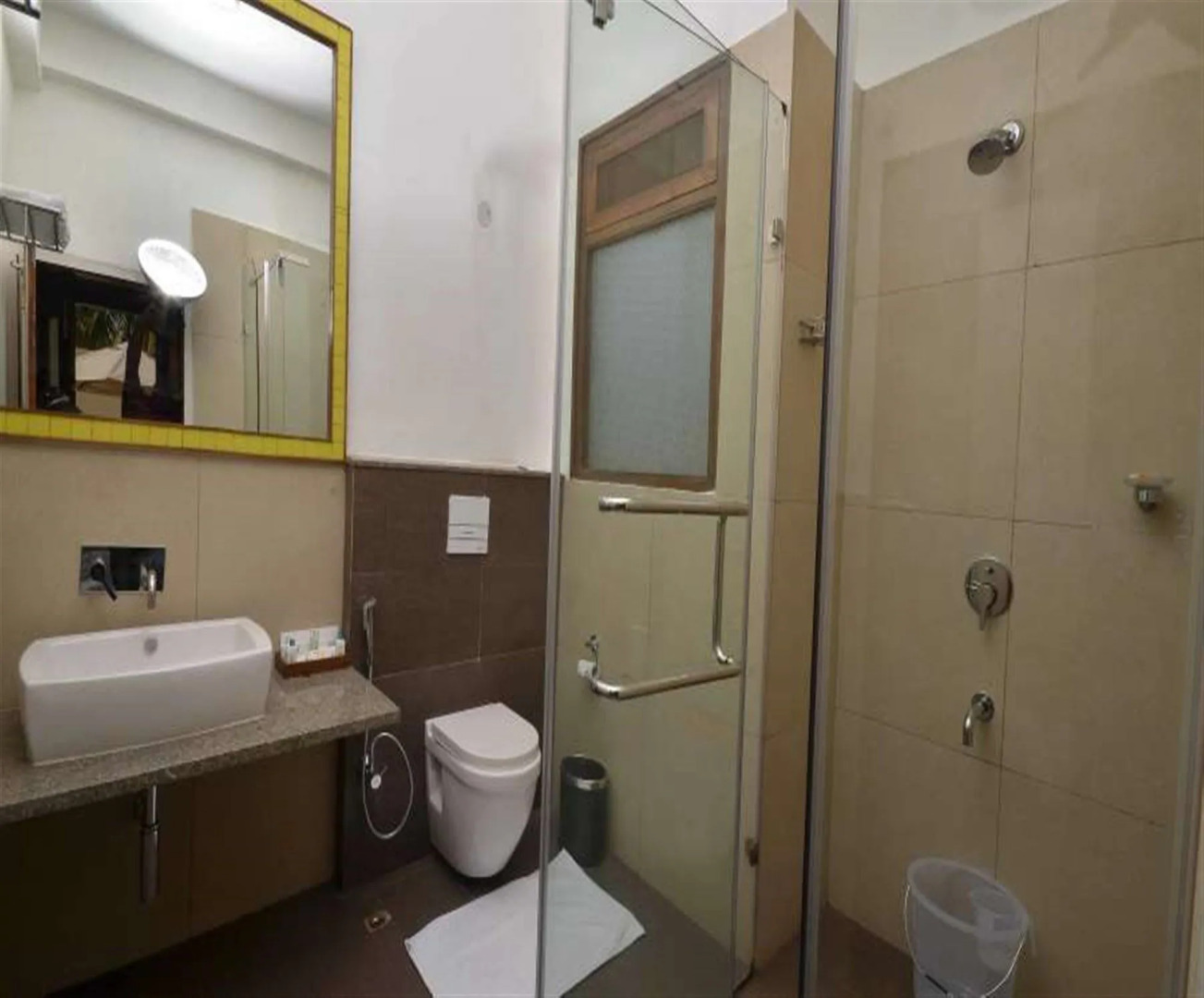 Heritage Resort Hampii