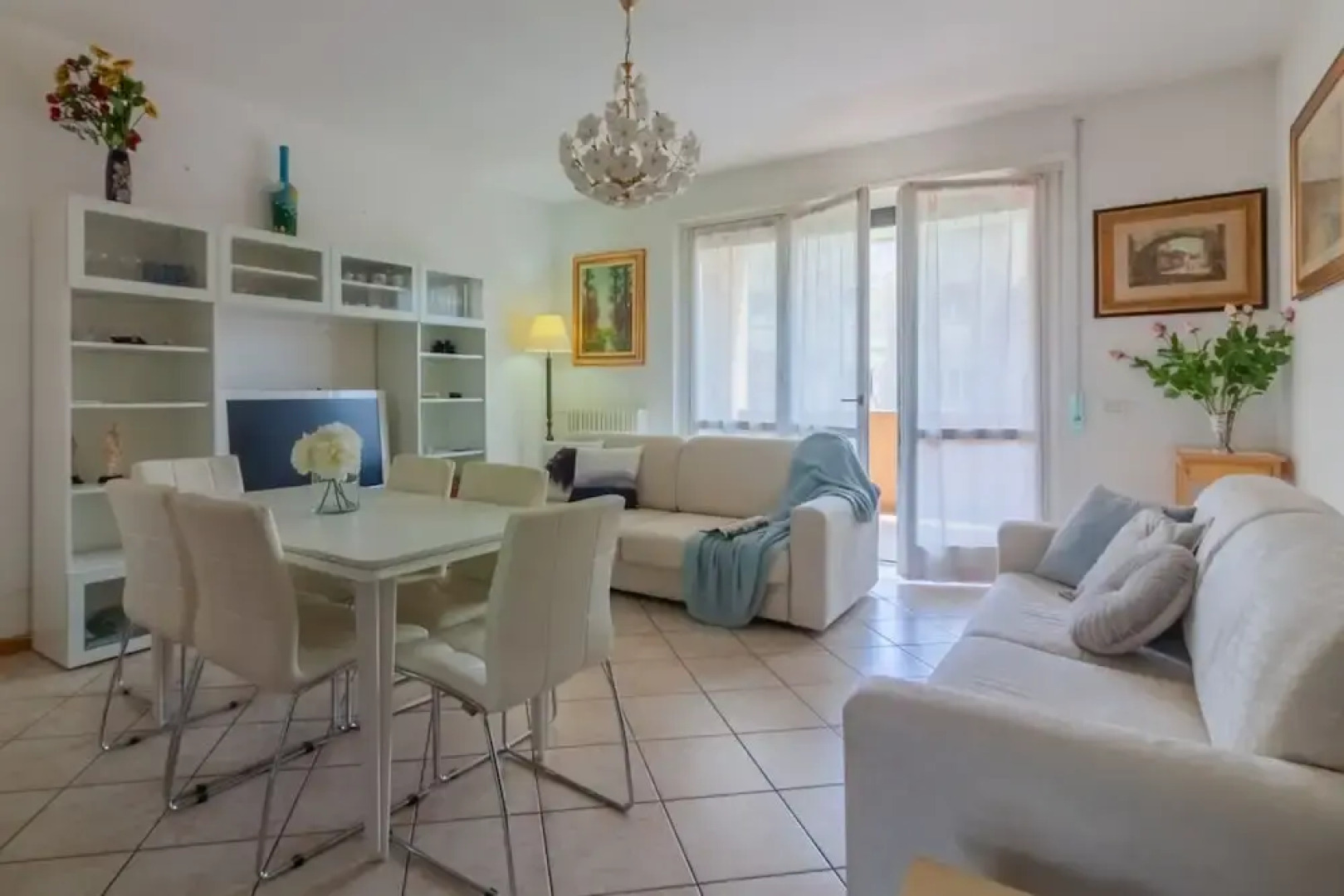 Sunflowers Home in Mandello del Lario